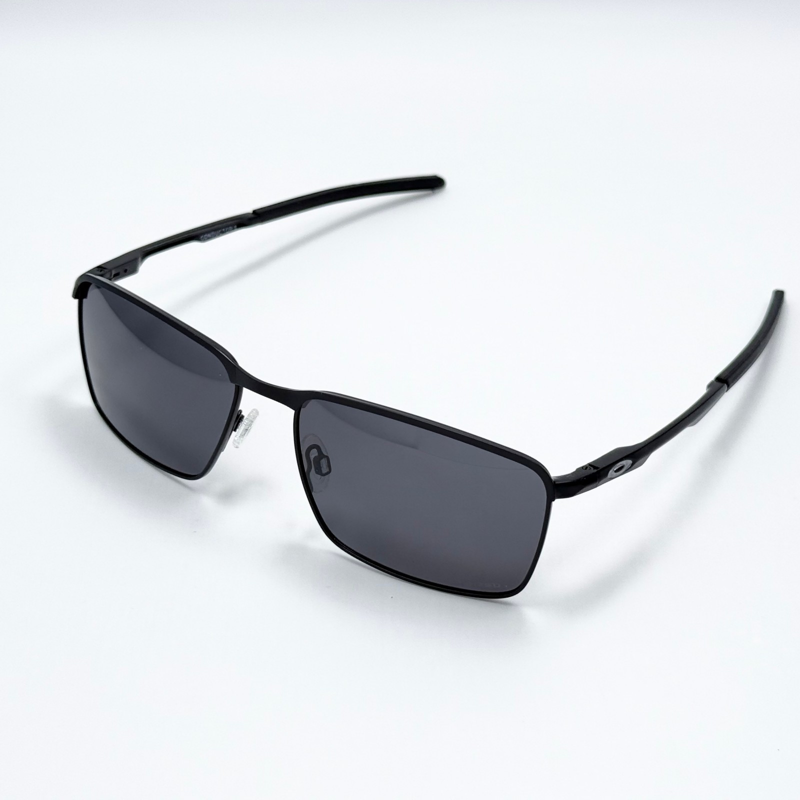 Oakley Conductor 8 OO4106 Sunglasses Matte Black Grey Lens New