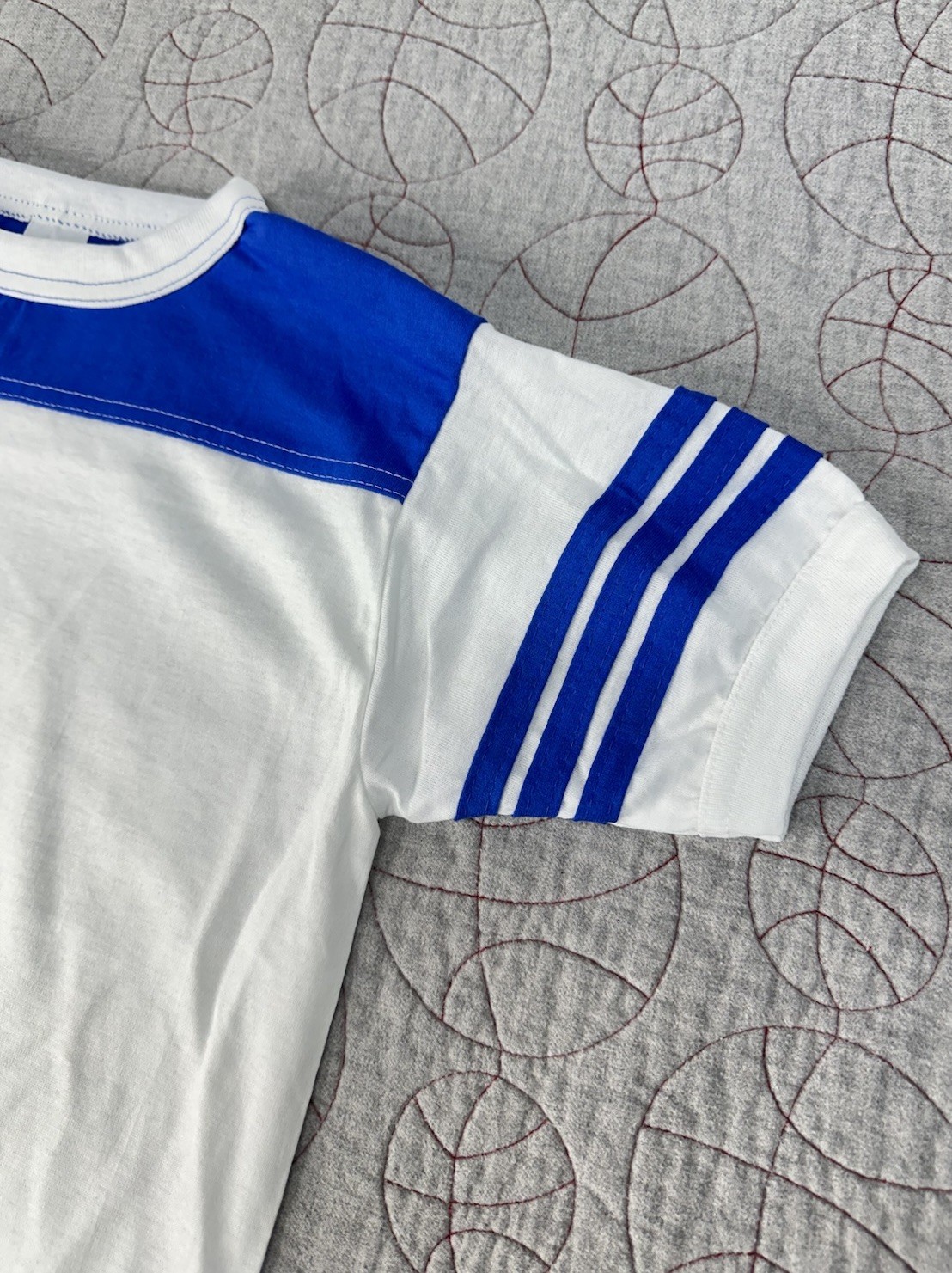 Deadstock VTG Alore Single Stitch Blue/White Retro Ringer Shirt Youth 14-16 USA