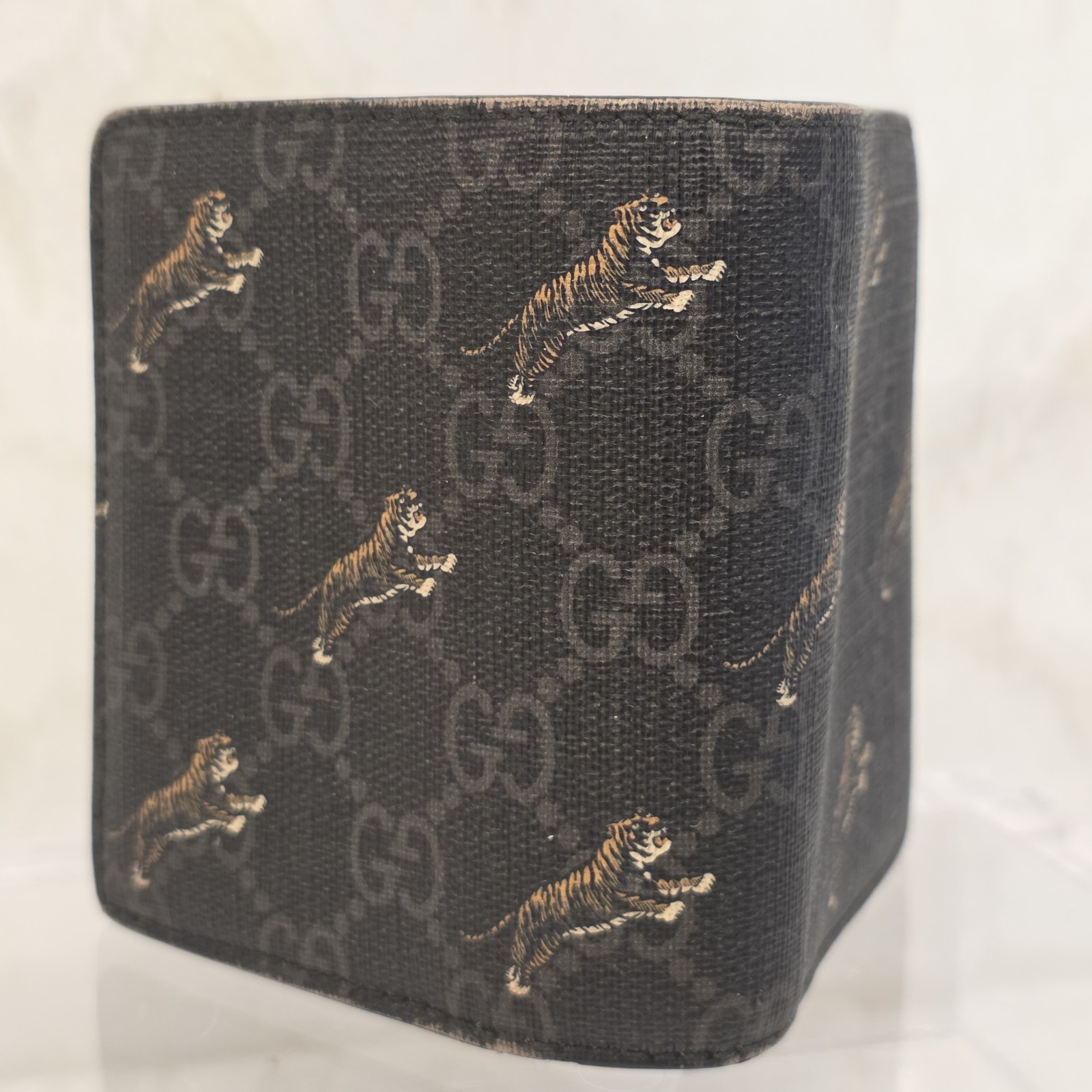 Gucci Black Tiger Print Bi Fold Slim Wallet With Certificate Of Authenticty