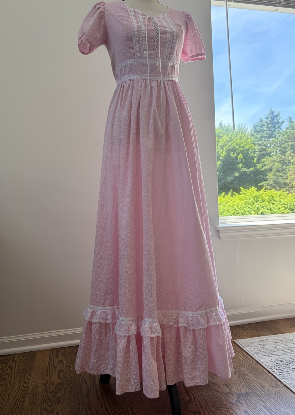 VTG 70s HomeMade Pink Floral Lace Maxi Dress V-Neck Corset style Cottage Prairie