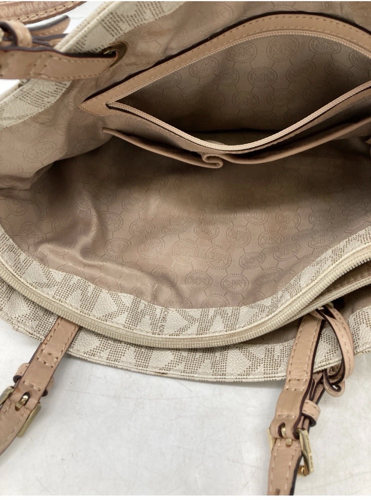 Michael Kors Signature Beige Logo Large Tote Zip Top Gold Hardware MK Charm