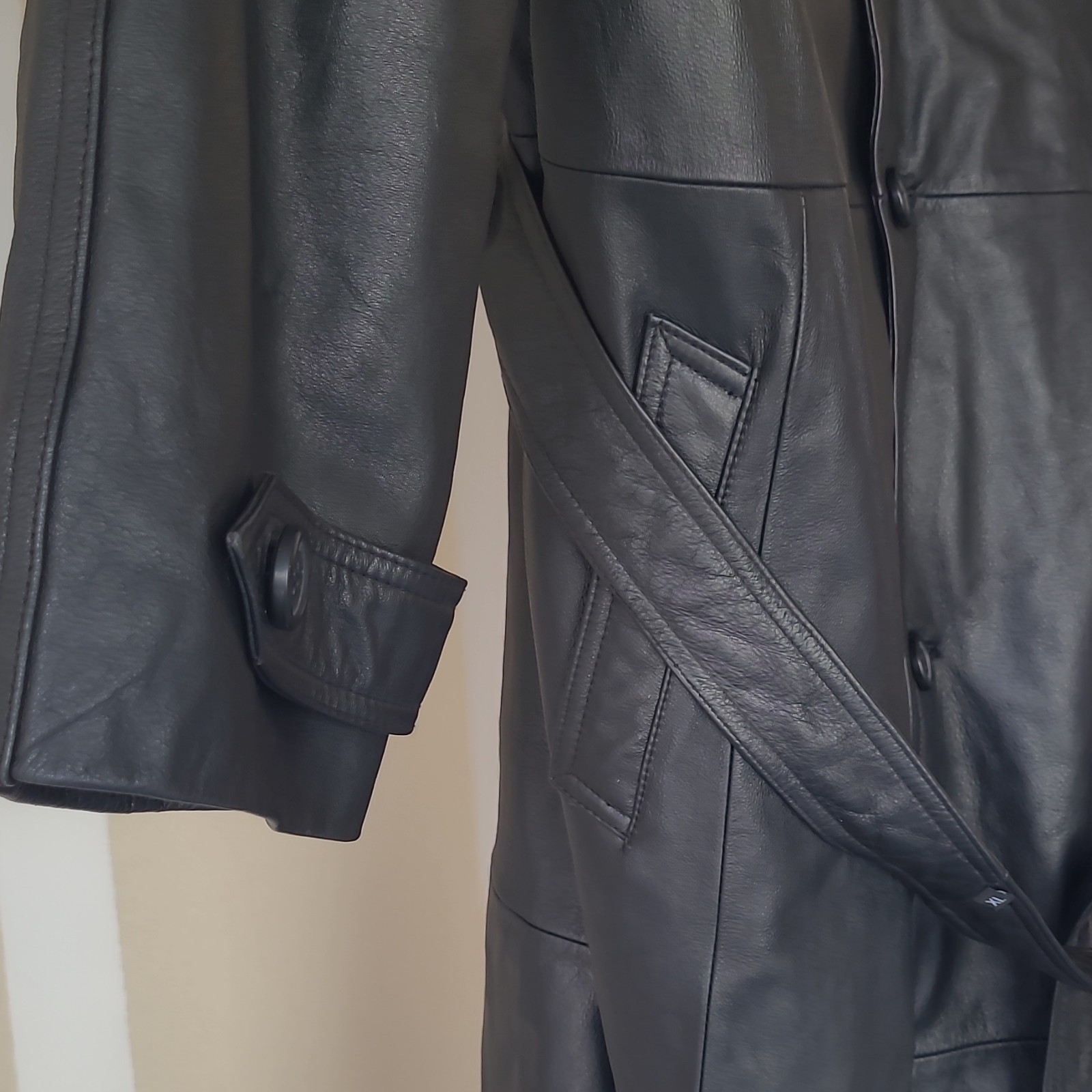Wilsons Leather Black Belted Double-Breasted Trench Coat Men’s Size XL