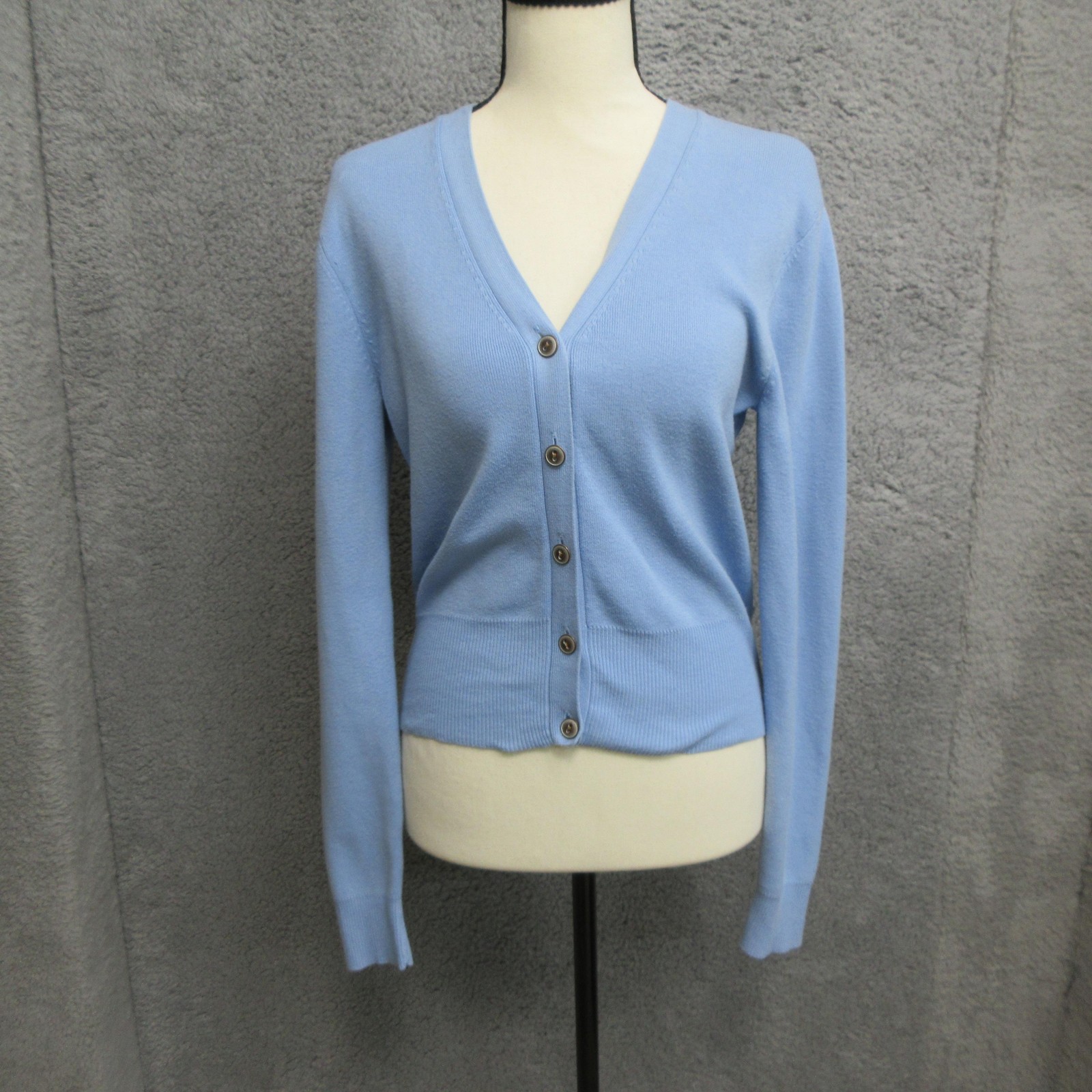 Cabi Cardigan Sweater Womens Medium Blue V Neck Button Front Split Back Knit