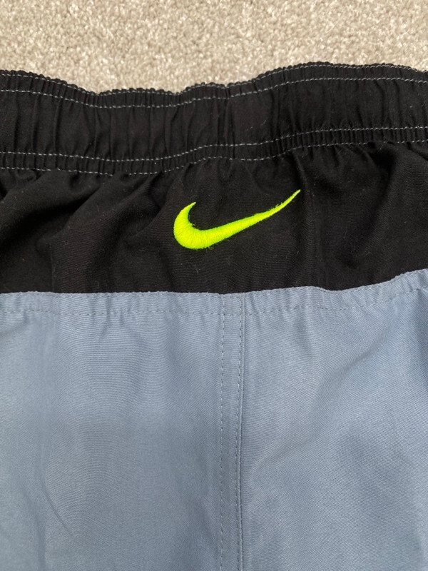 Nike Mens Volley Core Swim Shorts NESS7421-483 Large Graphite Green 4923