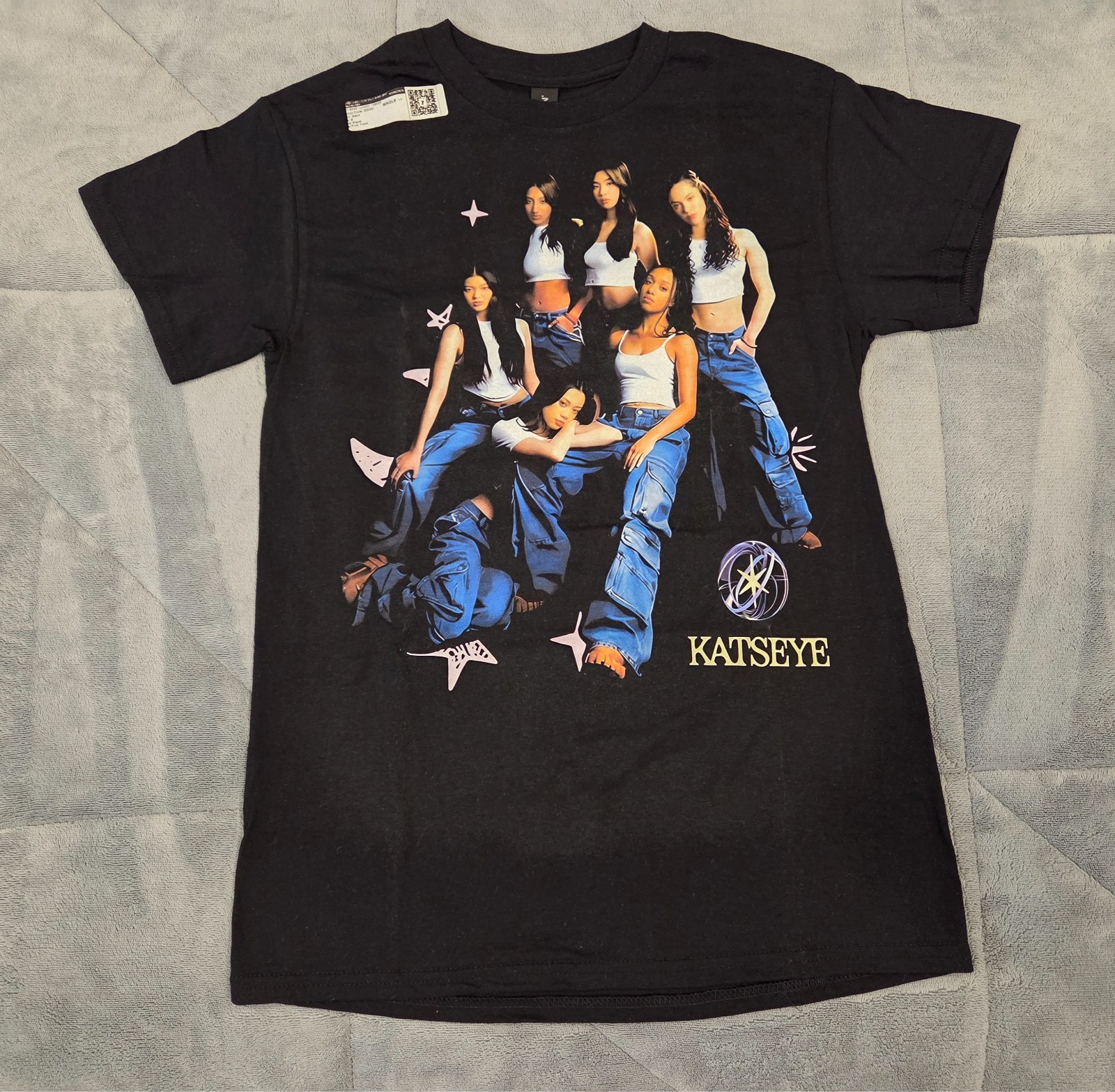Katseye Popular Girl Group Fan T-Shirt Gildan Mens Womens Unisex Size S Small