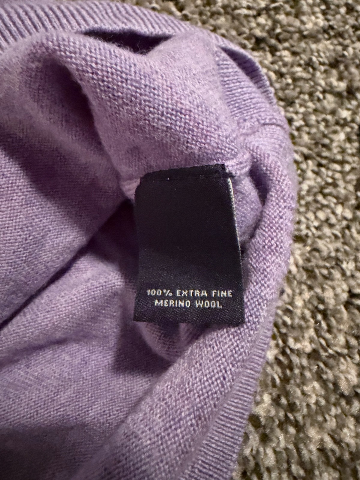 Hart Schaffner Marx Men Sweater Lavender Size Large 100% Fine Merino Wool
