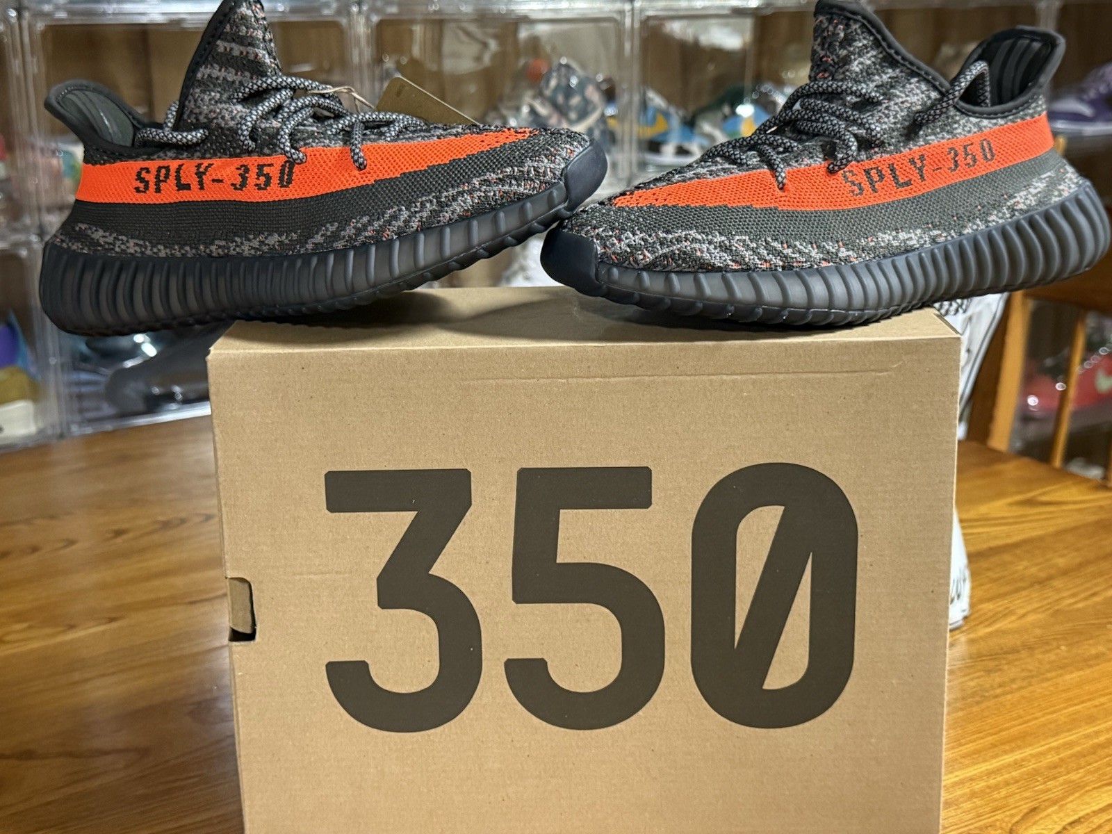 adidas Men’s Yeezy Boost 350 V2 Carbon Beluga Active HQ7045 Size 6