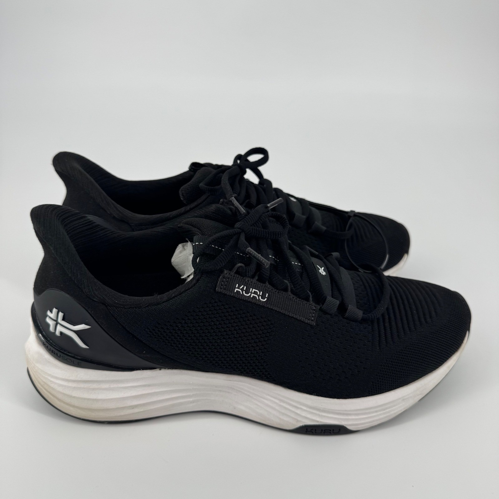 Kuru Atom 2 Men 10.5 Wide Jet Black Bright White Athletic Running Shoes Sneakers