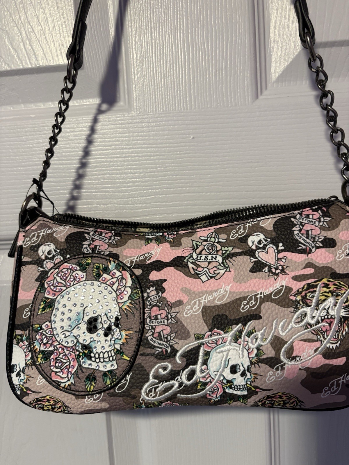 NWT Ed Hardy Shoulder/Crossbody Bag Purse Pink Camo Skulls Screaming Tigers
