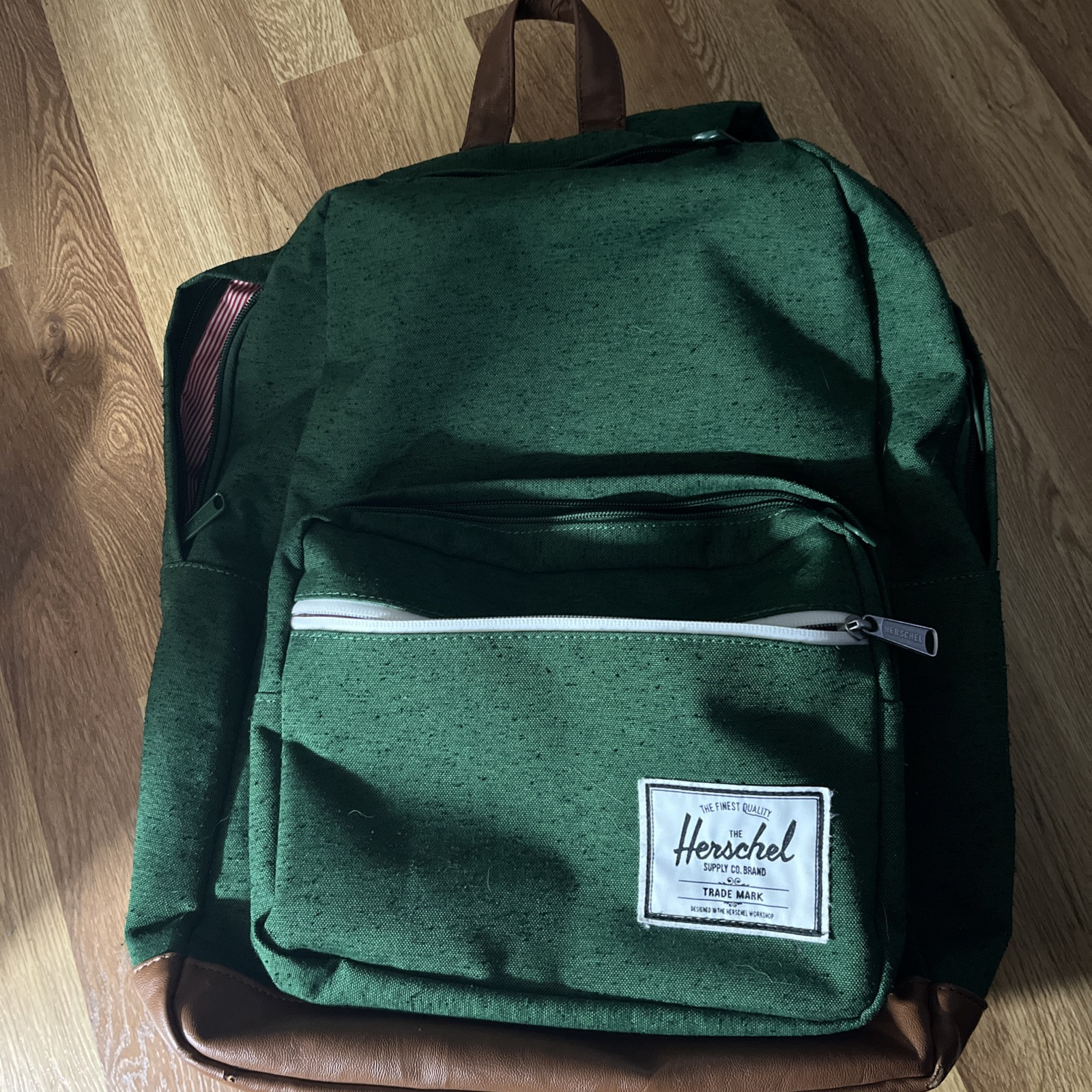 Herschel Pop Quiz Unisex Backpacks Size OS, Color: Emerald Green