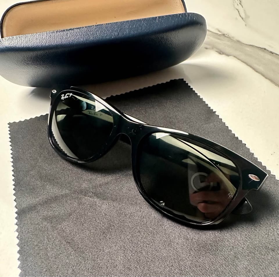 Ray-Ban RB 2132 New Wayfarer Polarized Sunglasses – Brand New Standard 52mm Size