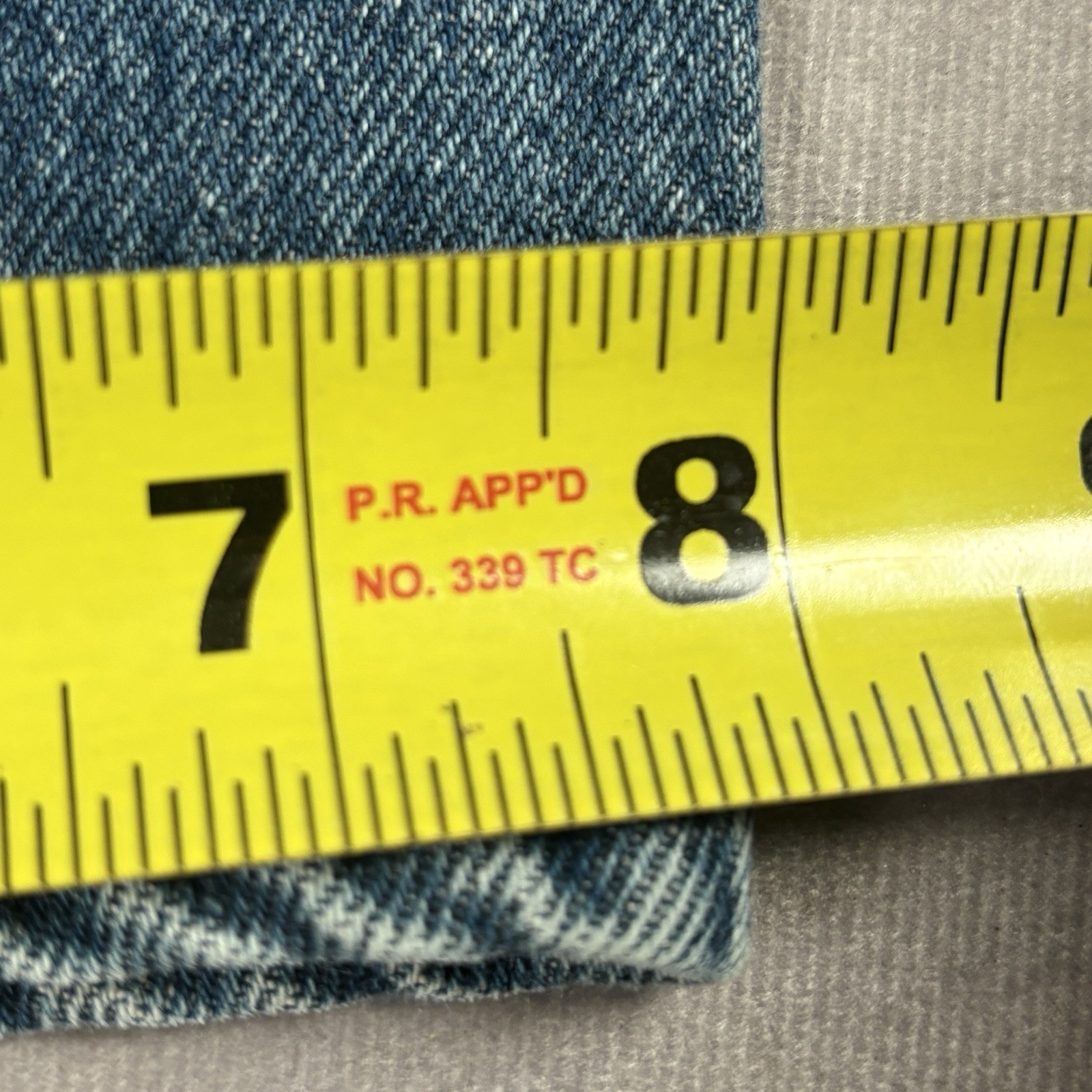 Vintage Levis 501XX USA Made Button Fly Mid Rise Cotton Jeans 36×34 ACTUAL 32×30