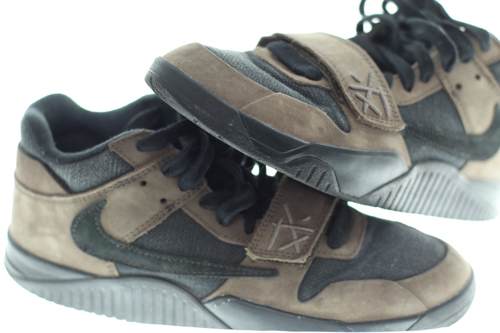 Size 7 – Travis Scott x Air Jordan Jordan Jumpman Jack TR Dark Mocha
