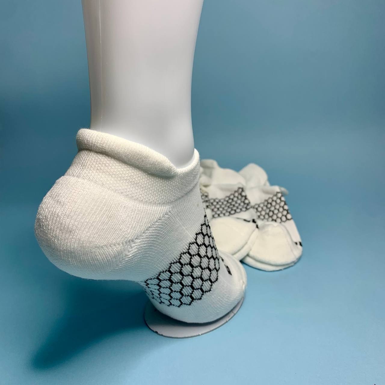 Bombas Women’s Ankle Socks 4 Pair Pack White Black Size S Small M L Multi Size