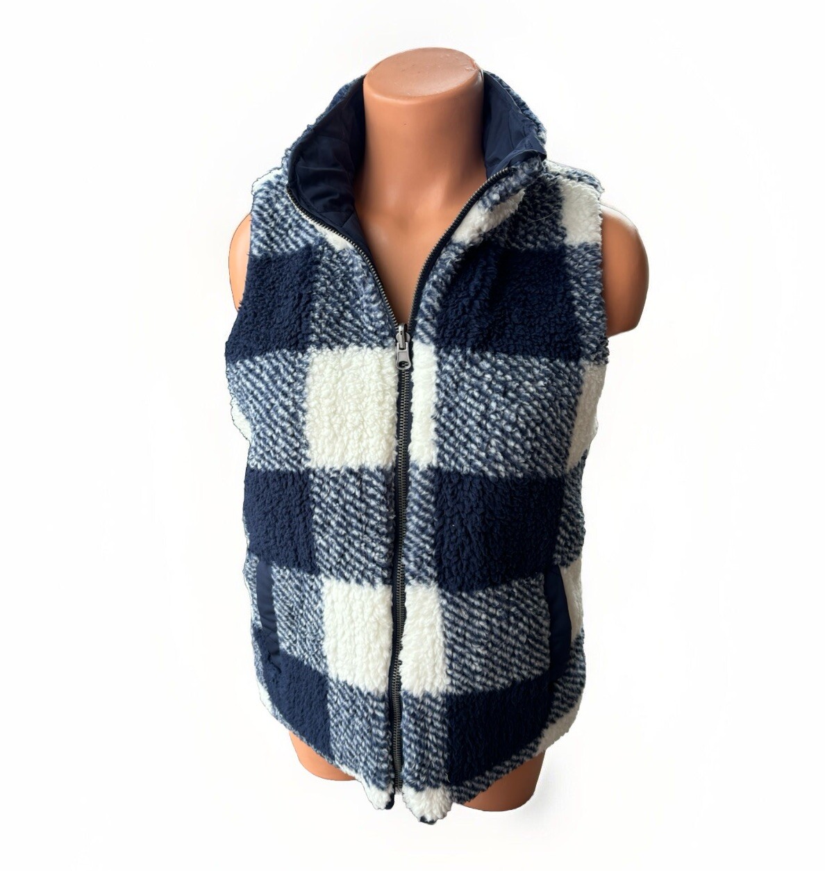 Thread & Supply Size S Navy Blue Reversible Quilted Sherpa Vest