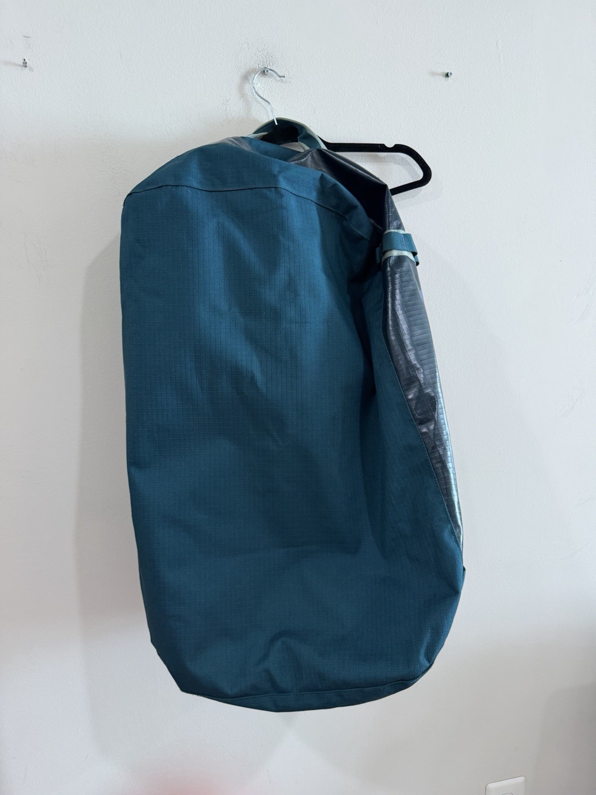Patagonia Black Hole Duffel Backpack 70L dark Borealis green Rare