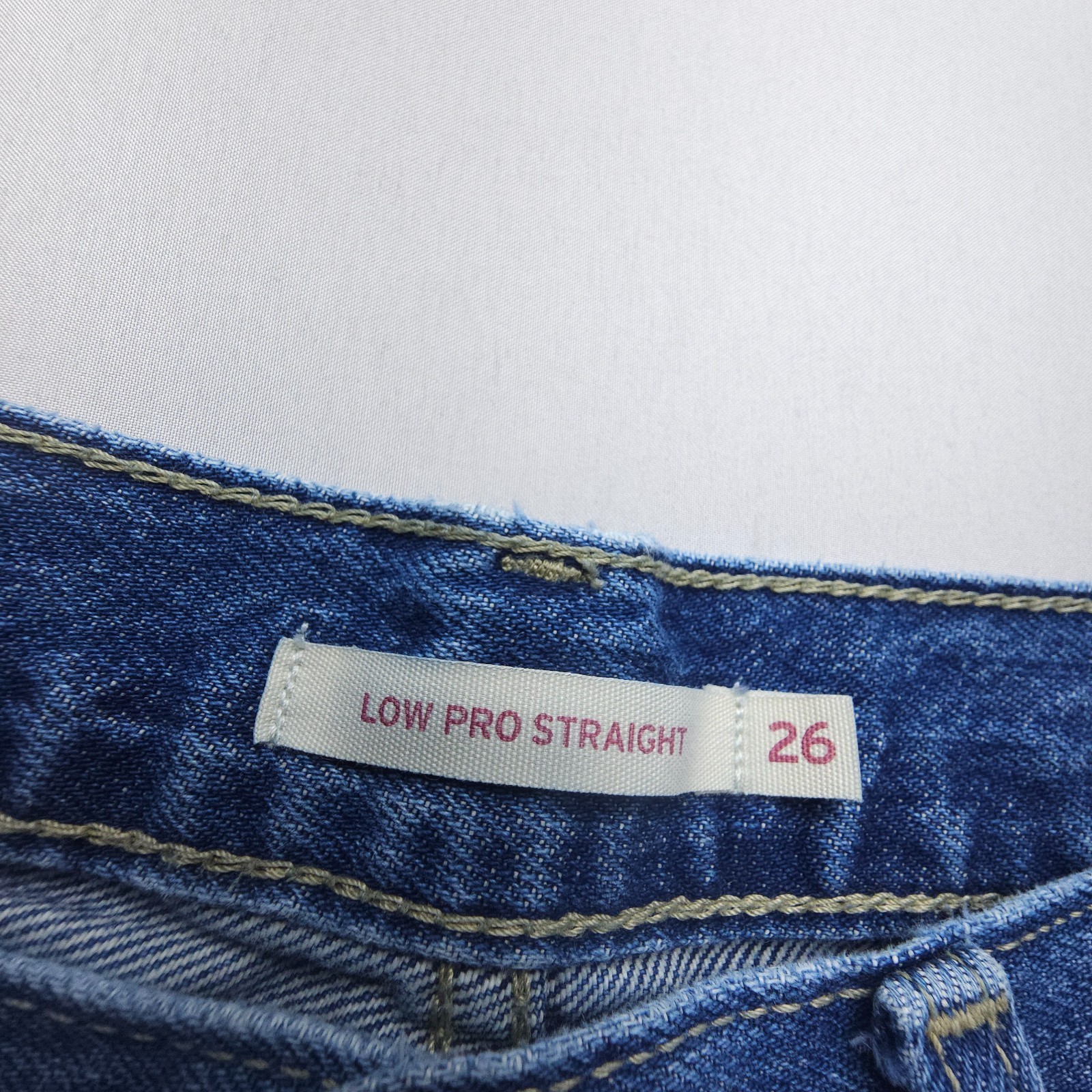 Levi’s Low Pro Straight Jeans Womens 26 Blue Rigid Cotton Denim Distressed