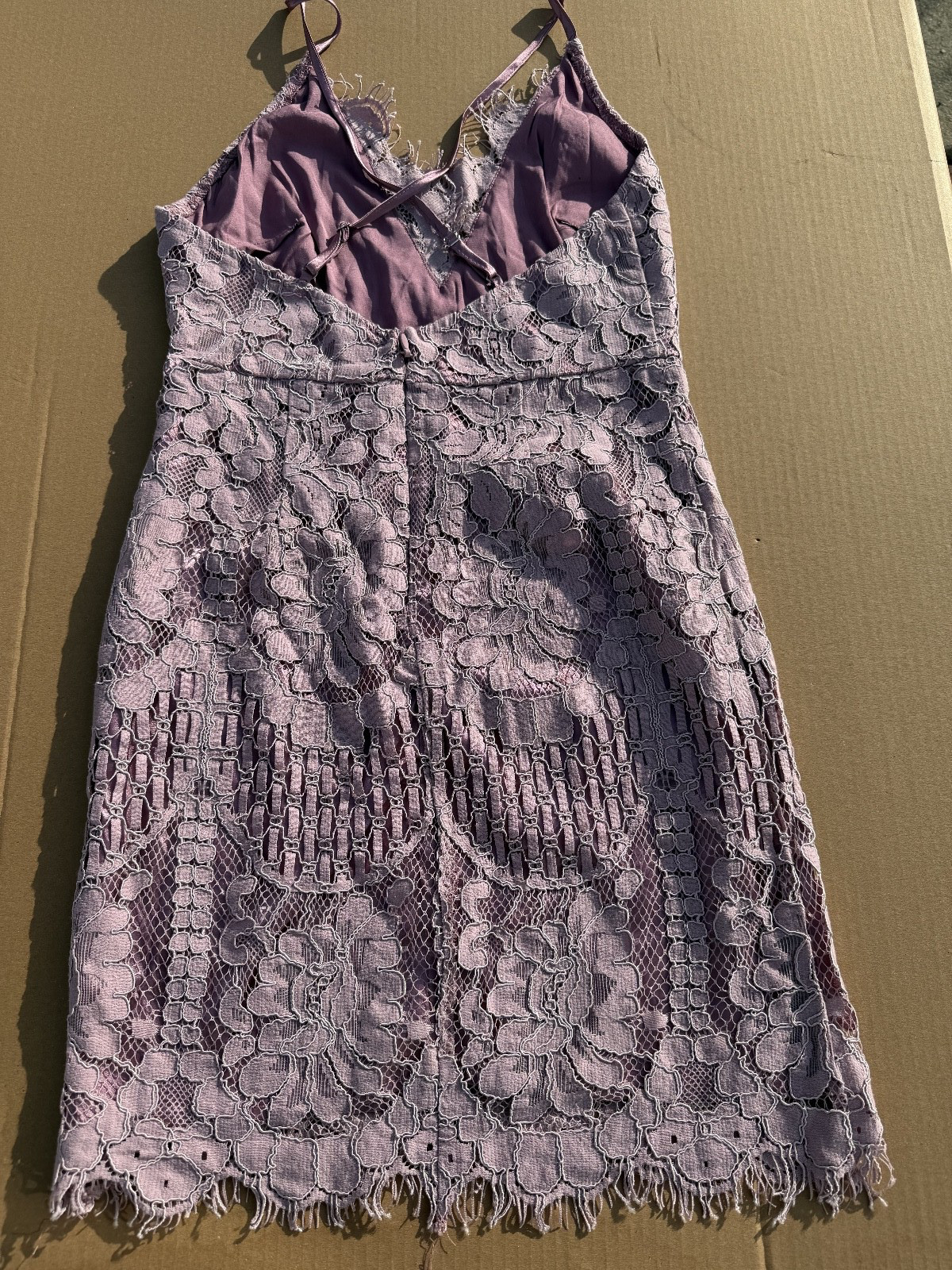 Capricho Mauve Lace Overlay Adjustable Spaghetti Strap Mini Dress Size Small