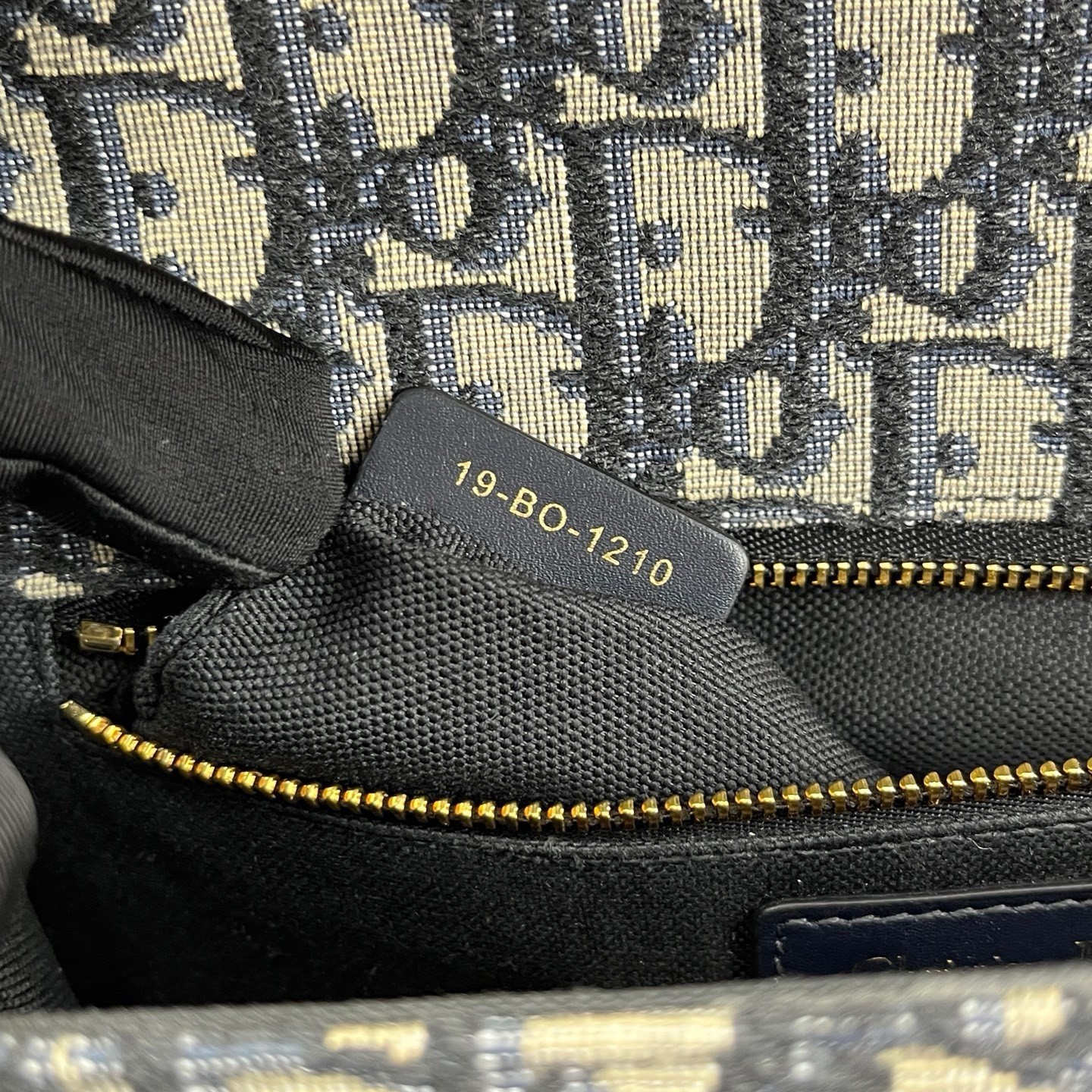 Dior Pre-Owned Authentic Luxury Handbag Monogram 24*17*7cm
