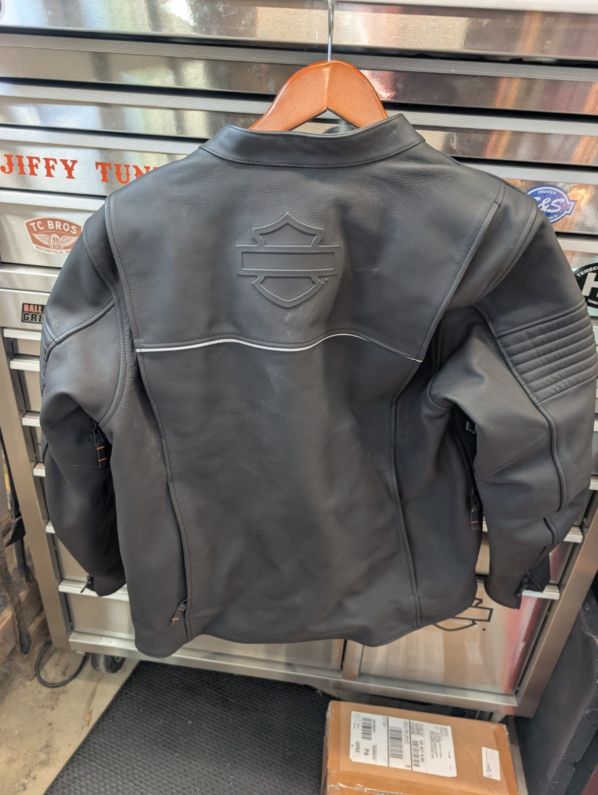 Men’s H-D Leather Riding Jacket Part Number: 97015-25VM