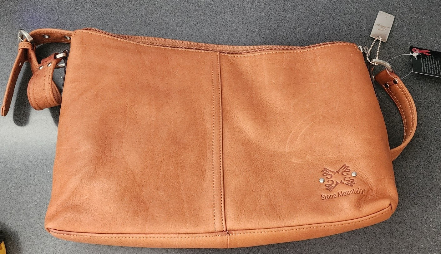 VTG NWT Macy’s Tan High Country Genuine Leather Handbag Purse 13.5×8.75 inches