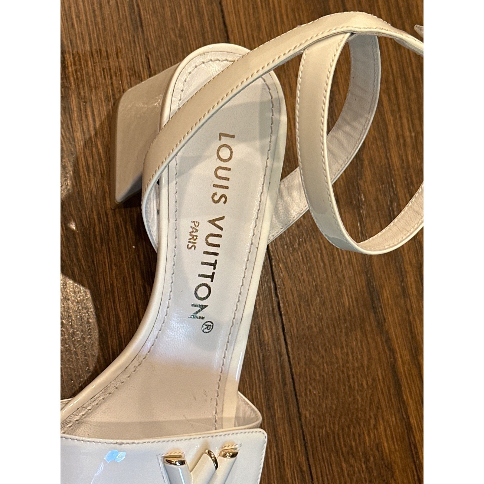 Louis Vuitton Madeleine White Patent Leather LV Twist Block Heel Sandals Size 36