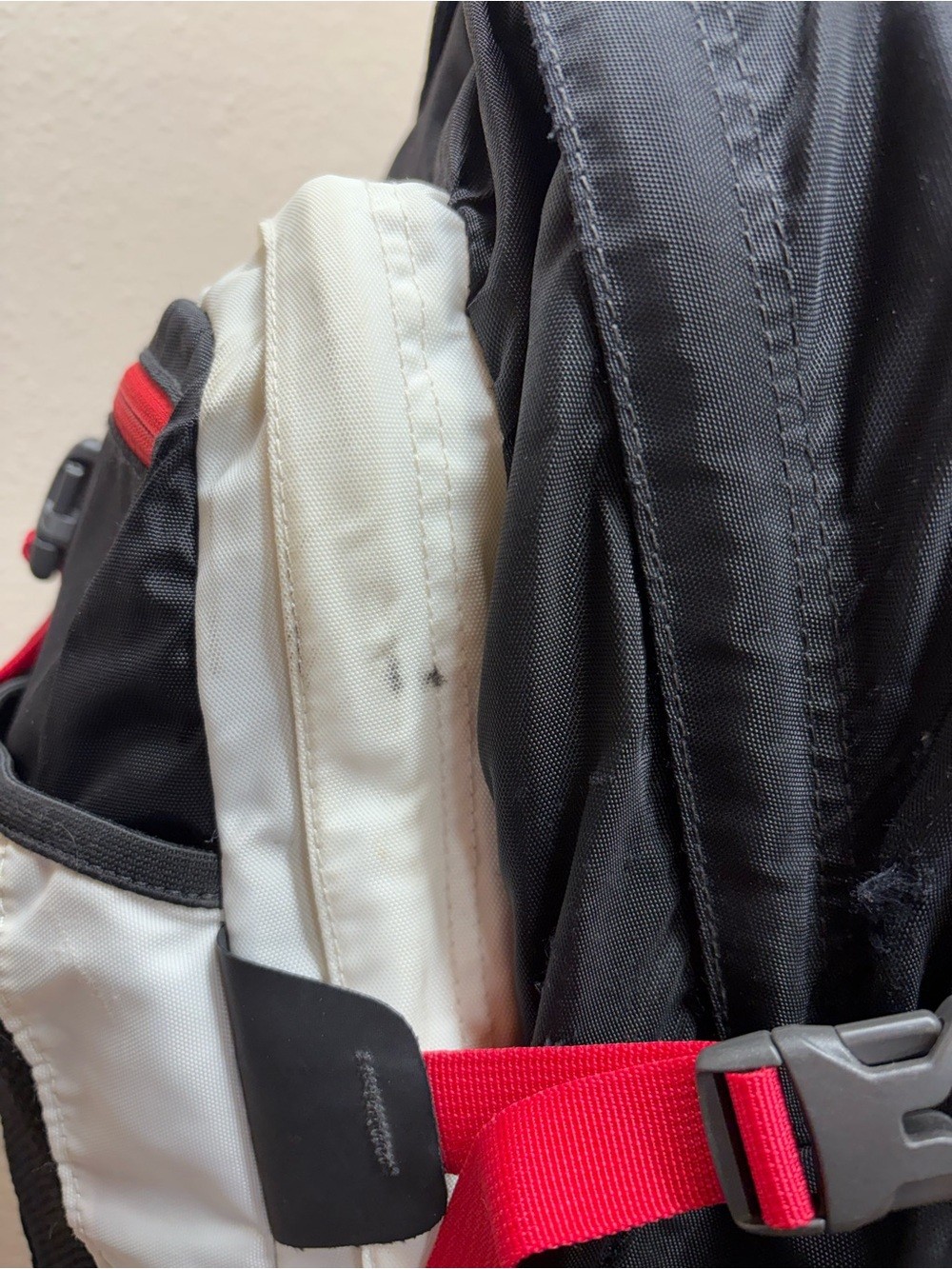 The North Face Recon Backpack Black White Red Laptop School Travel Hiking Bag
