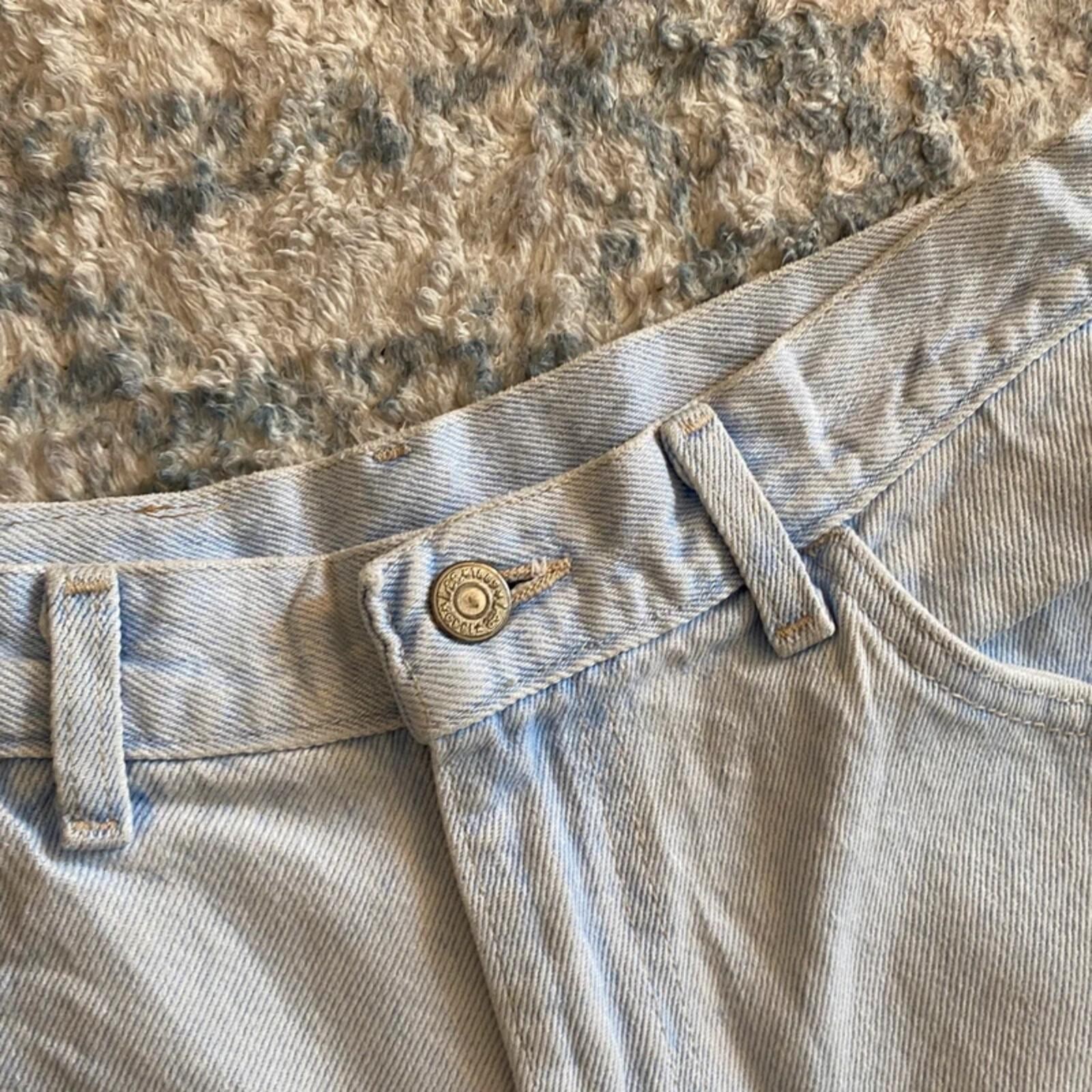 Lee Shorts Womens Size 10 W28 Light Blue and Faded White Washed Denim Vintage