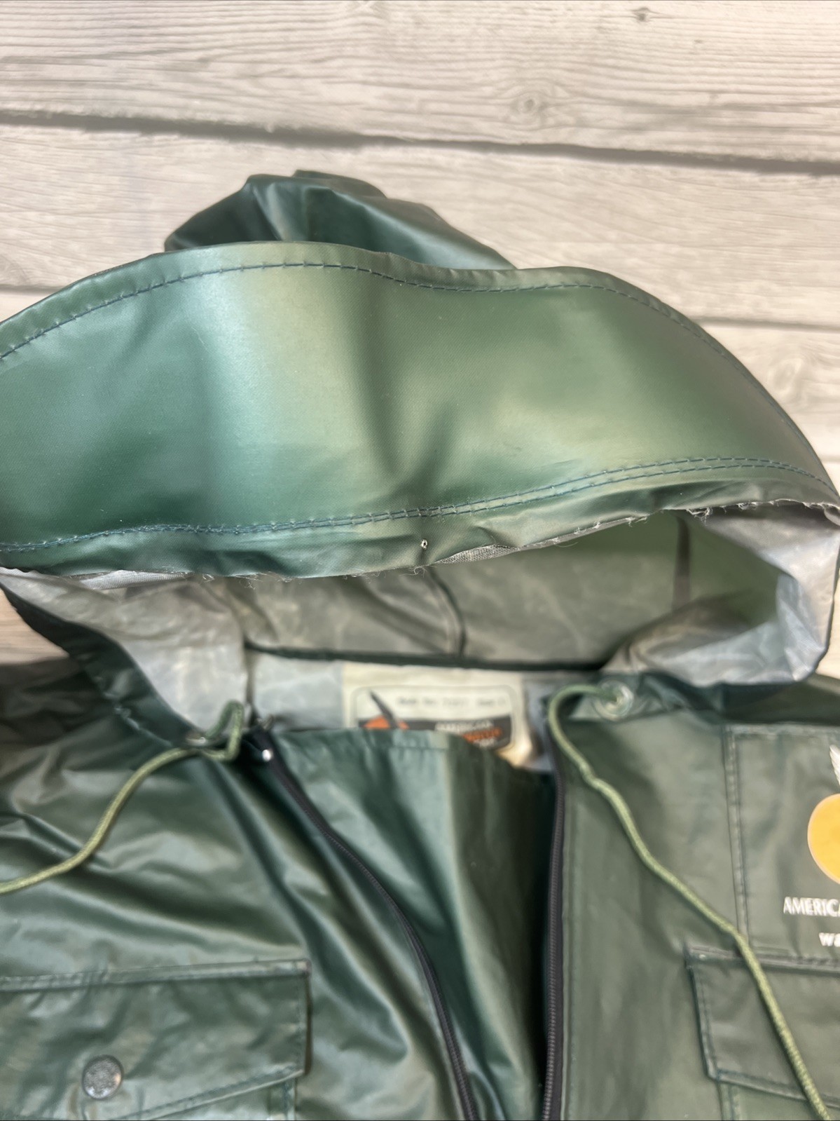 Vintage American Clearwater Waterproof Hooded Olive Rain Coat Jacket L