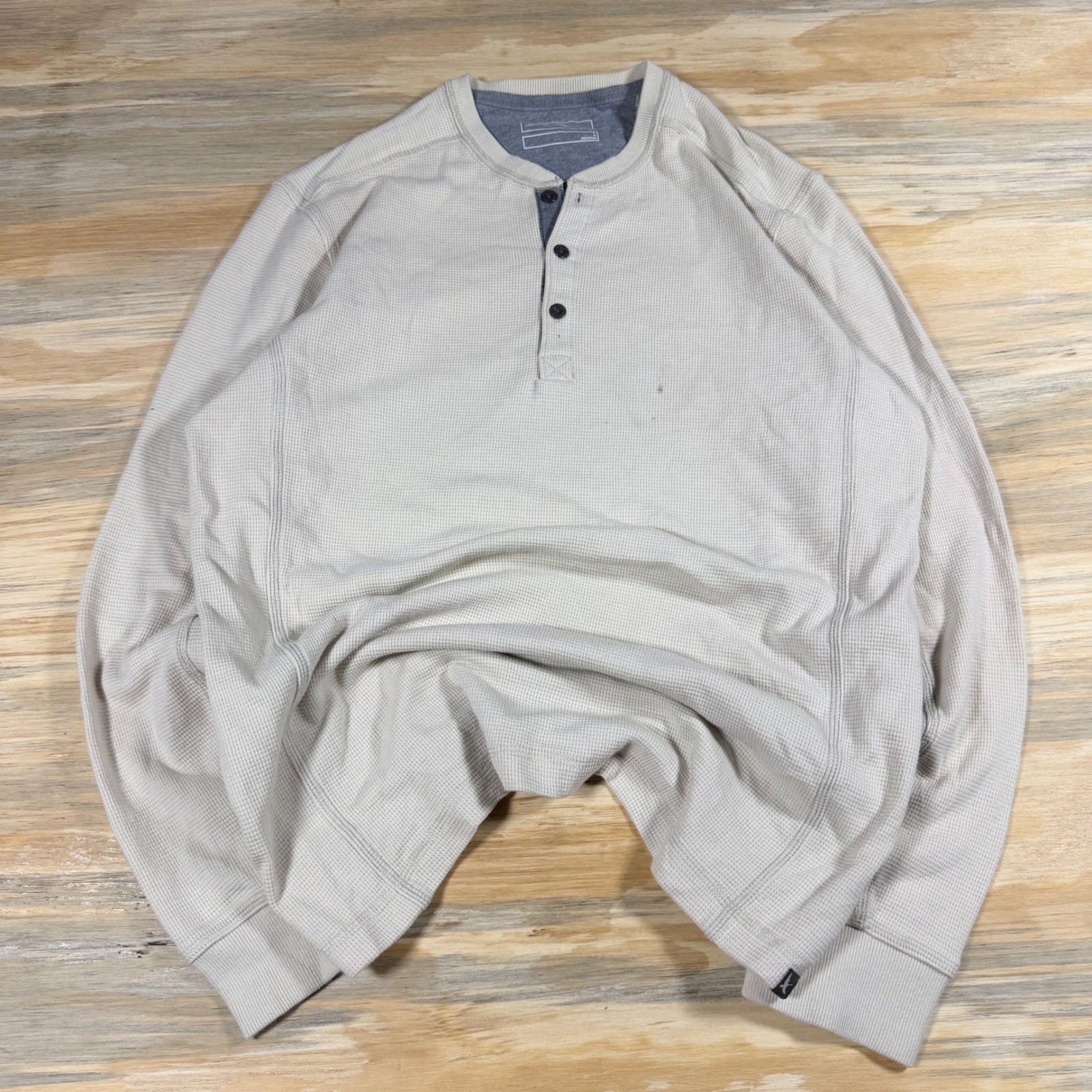 Eddie Bauer Mens Large Gray Waffle Knit Thermal Henley Long Sleeve Shirt