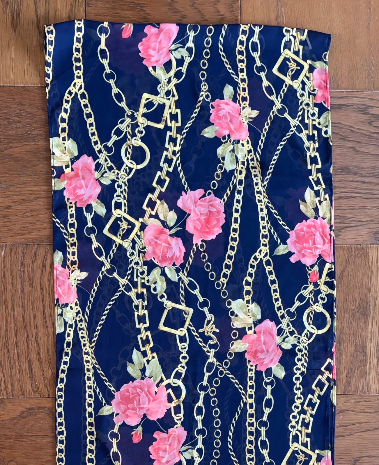 Susan Graver Infinity Scarf Navy Blue Background Pink Roses Chains 17×78 Inches