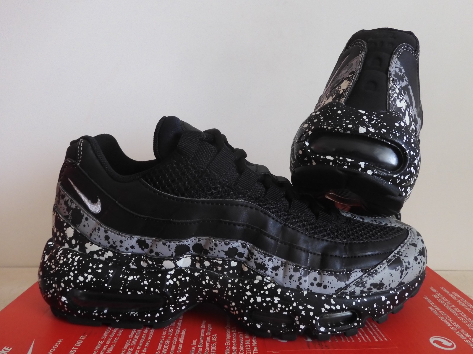 Nike Air Max 95 Se Splatter Black-White Womens Sz 7 [918413-003]