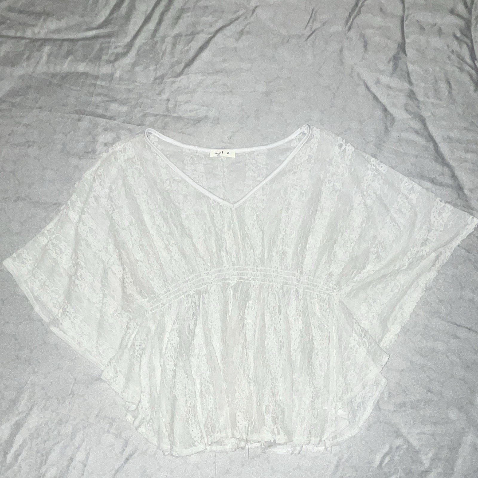 love J Women’s White Floral Lace Ruffle Sheer V-Neck Kimono Blouse XL