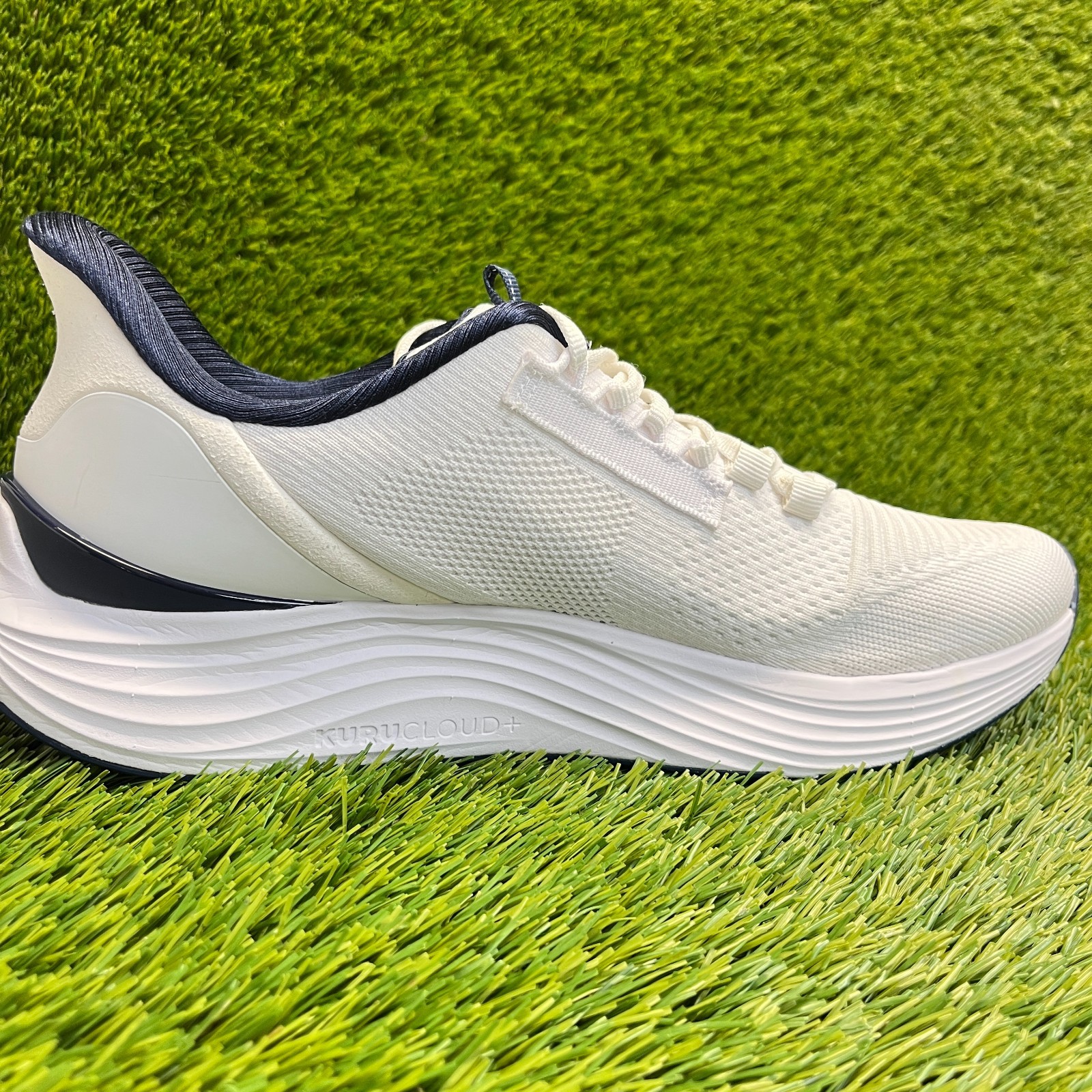 Kuru Atom 2 Mens Size 10.5 White Blue Athletic Running Walking Shoes Sneakers