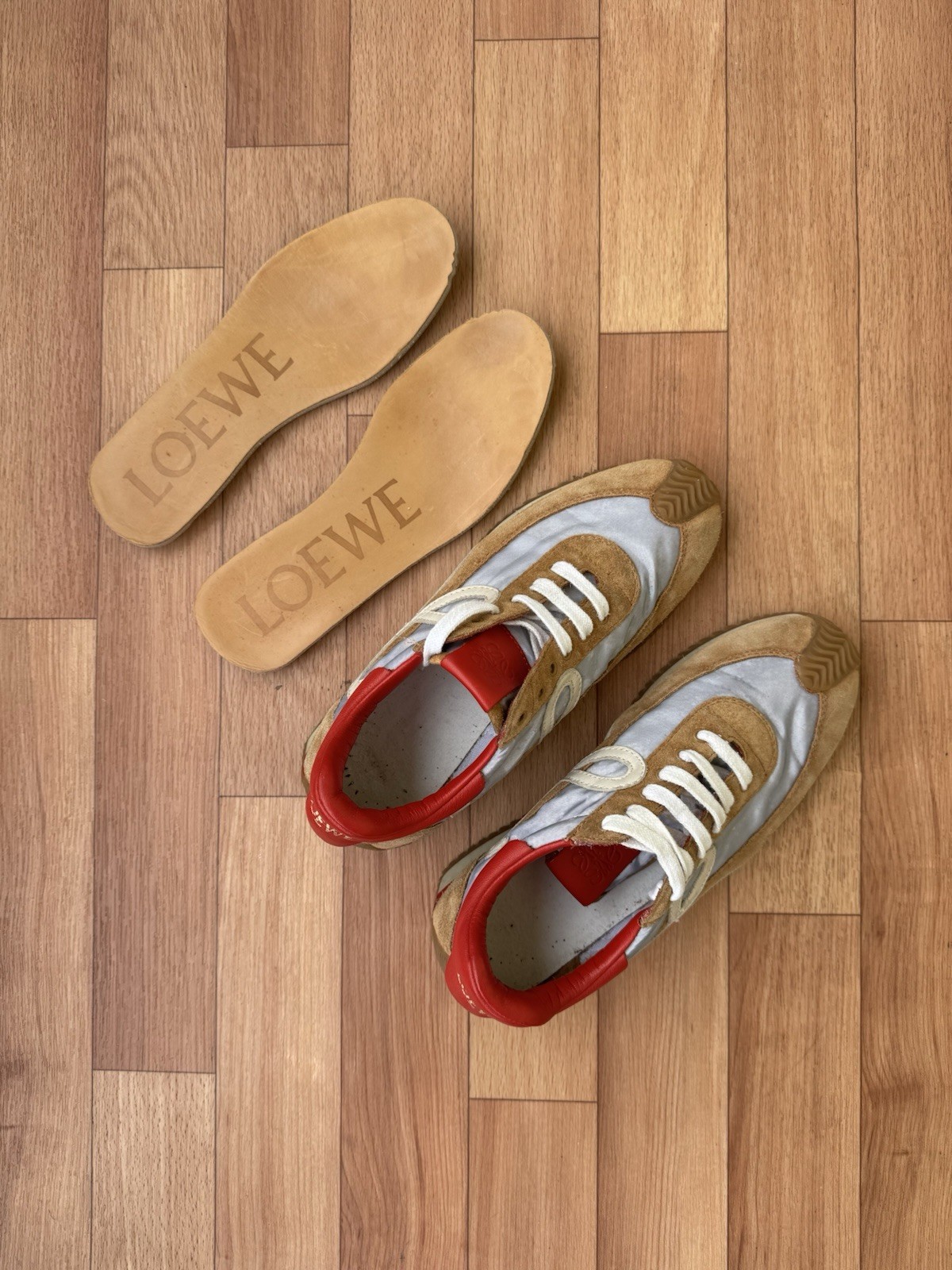 AUTHENTIC LOEWE FLOW RUNNER SNEAKERS SIZE EU 37 , US 7 , UK 4