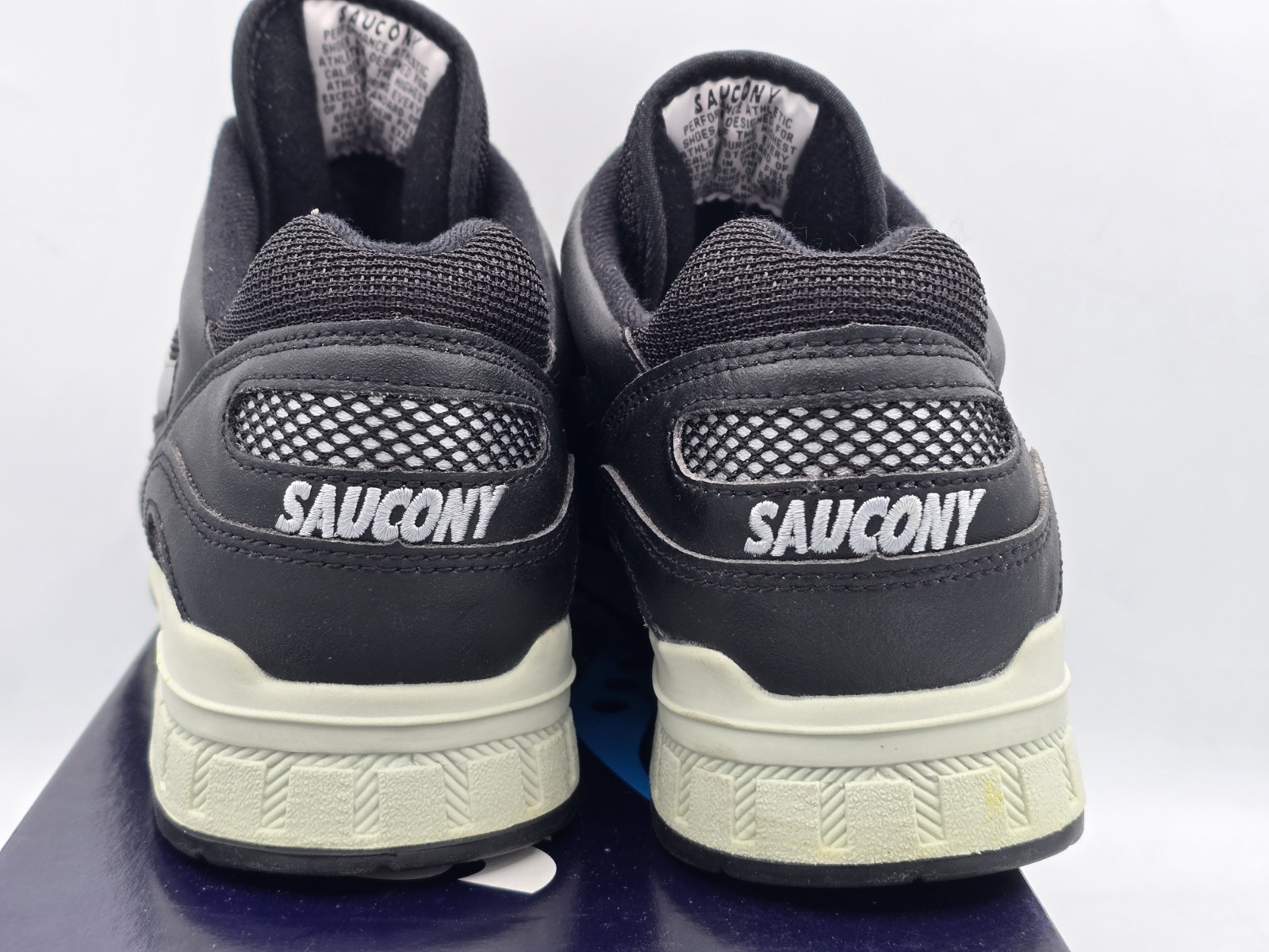VTG Men’s Saucony Shadow 89 6000 Stealth Black Silver 2068-3 | Size 10.5 – NEW