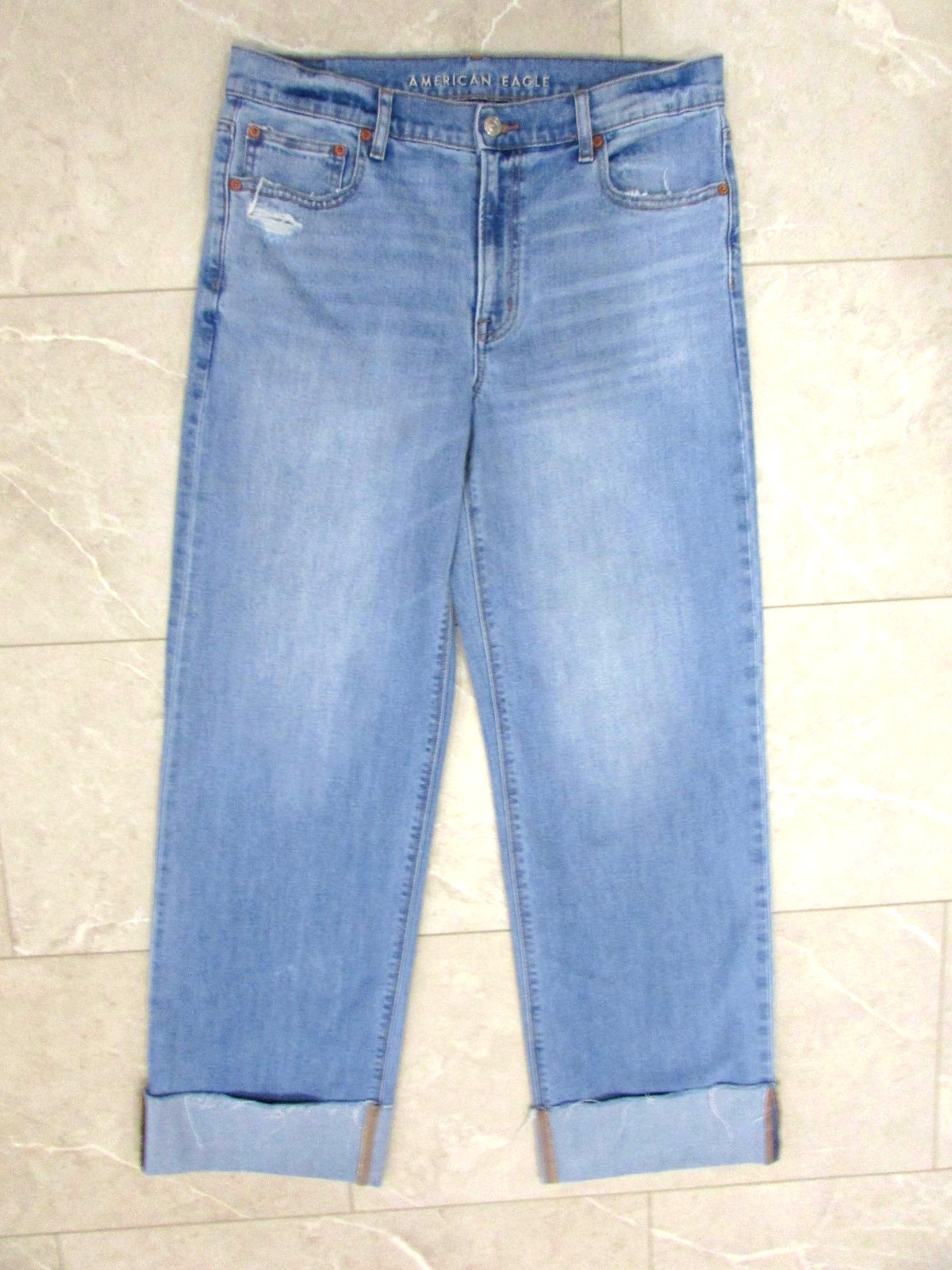 American Eagle Stovepipe Jeans Size 8 Reg High Rise Light Wash Cuffed NWOT