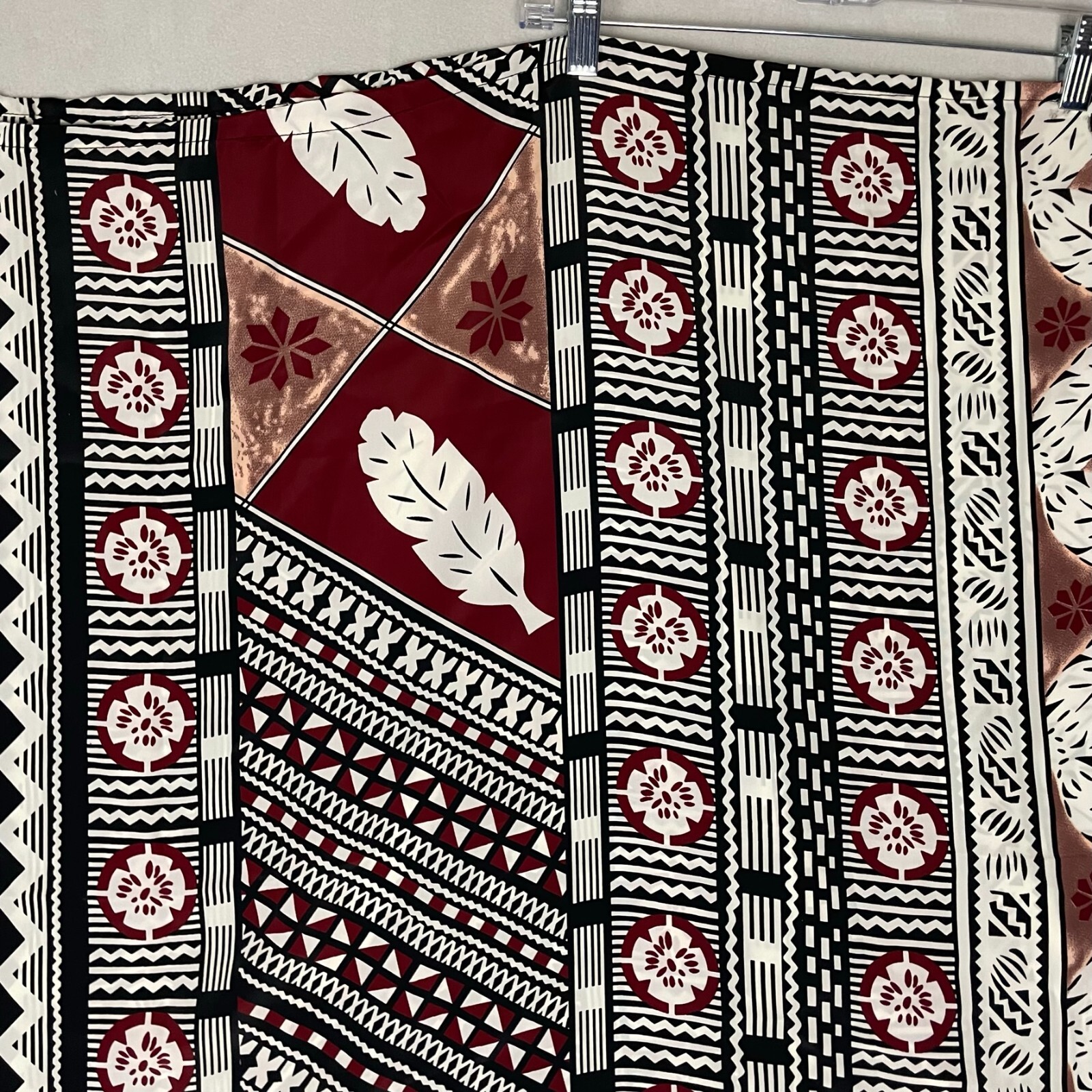 Women’s Tribal Design Satin Smooth Feel Oblong Scarf 68X44