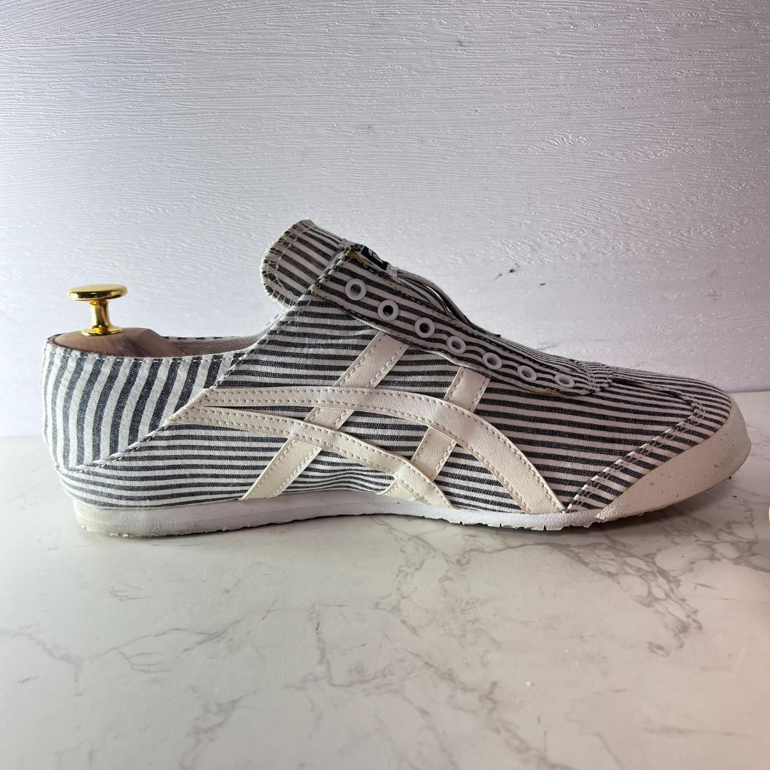 Onitsuka Tiger Mexico 66 Slip-ons 9