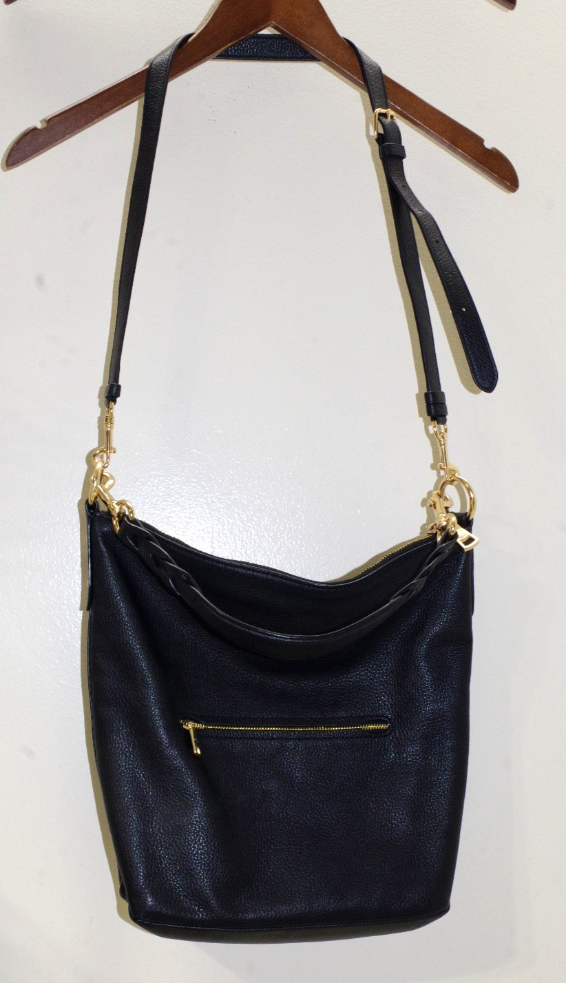P3 COACH Bag Black Abby Duffle Pebbled Leather Gold Zip Black Double Straps