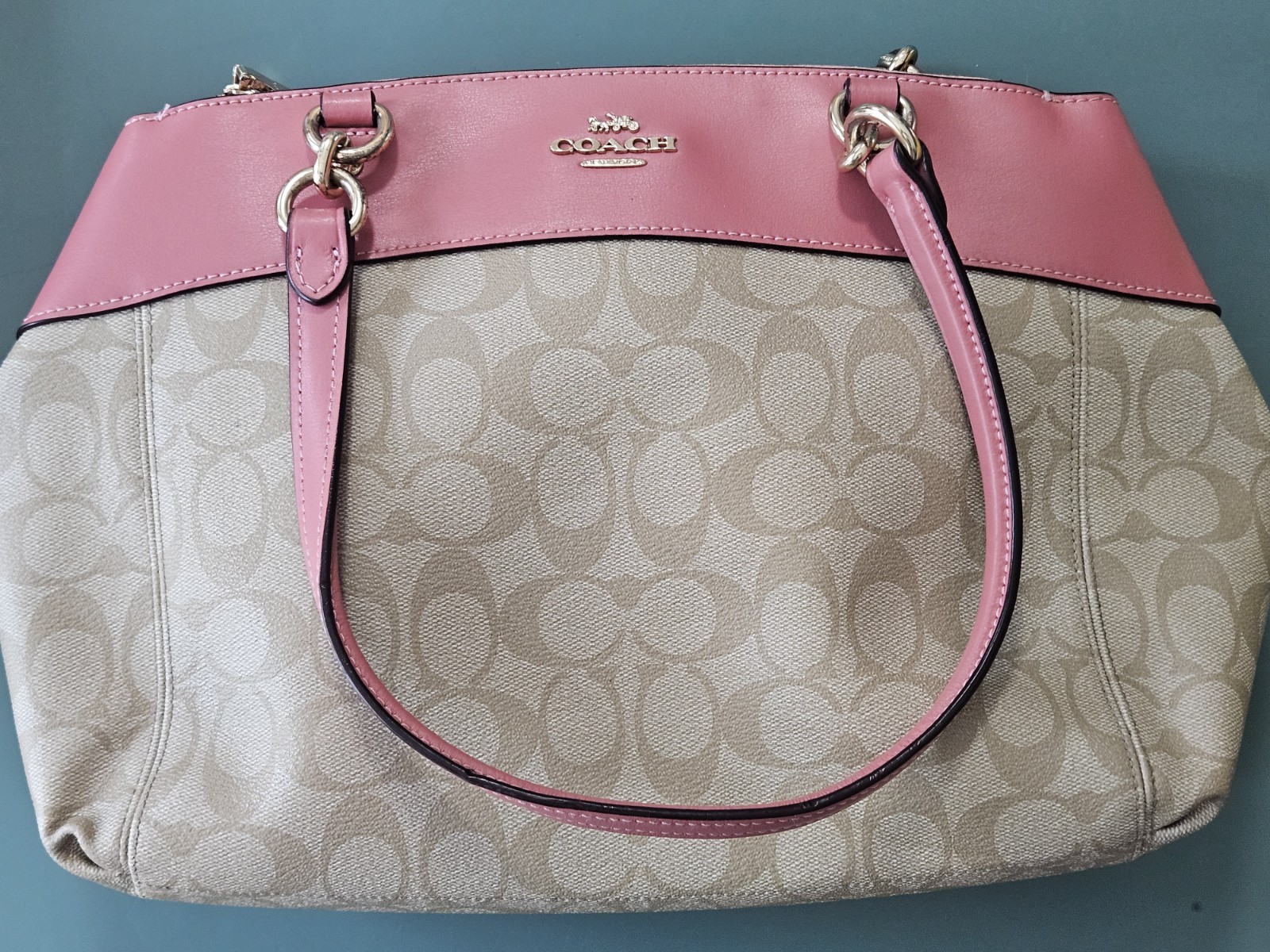 Coach Model/Style No: Brooke Carryall / F25396 (Serial Code: D1823-F25396
