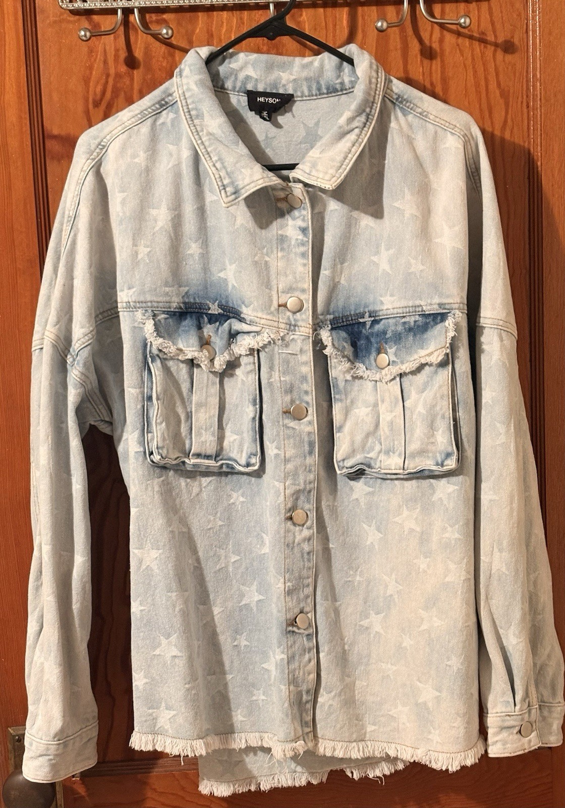 Heyson Brand Stars Distressed Light WashDenim Jacket – 1XL Retail $66