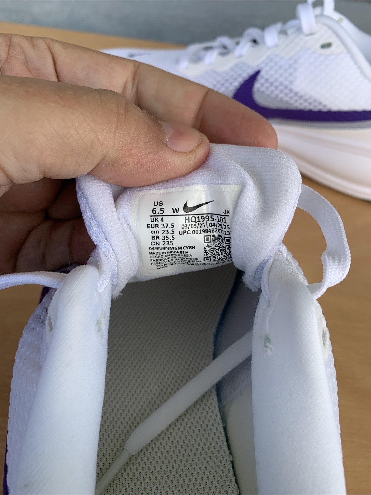 Nike Revolution 8 Womens Size 6.5 WIDE Running Shoes White Violet HQ1995-101 New