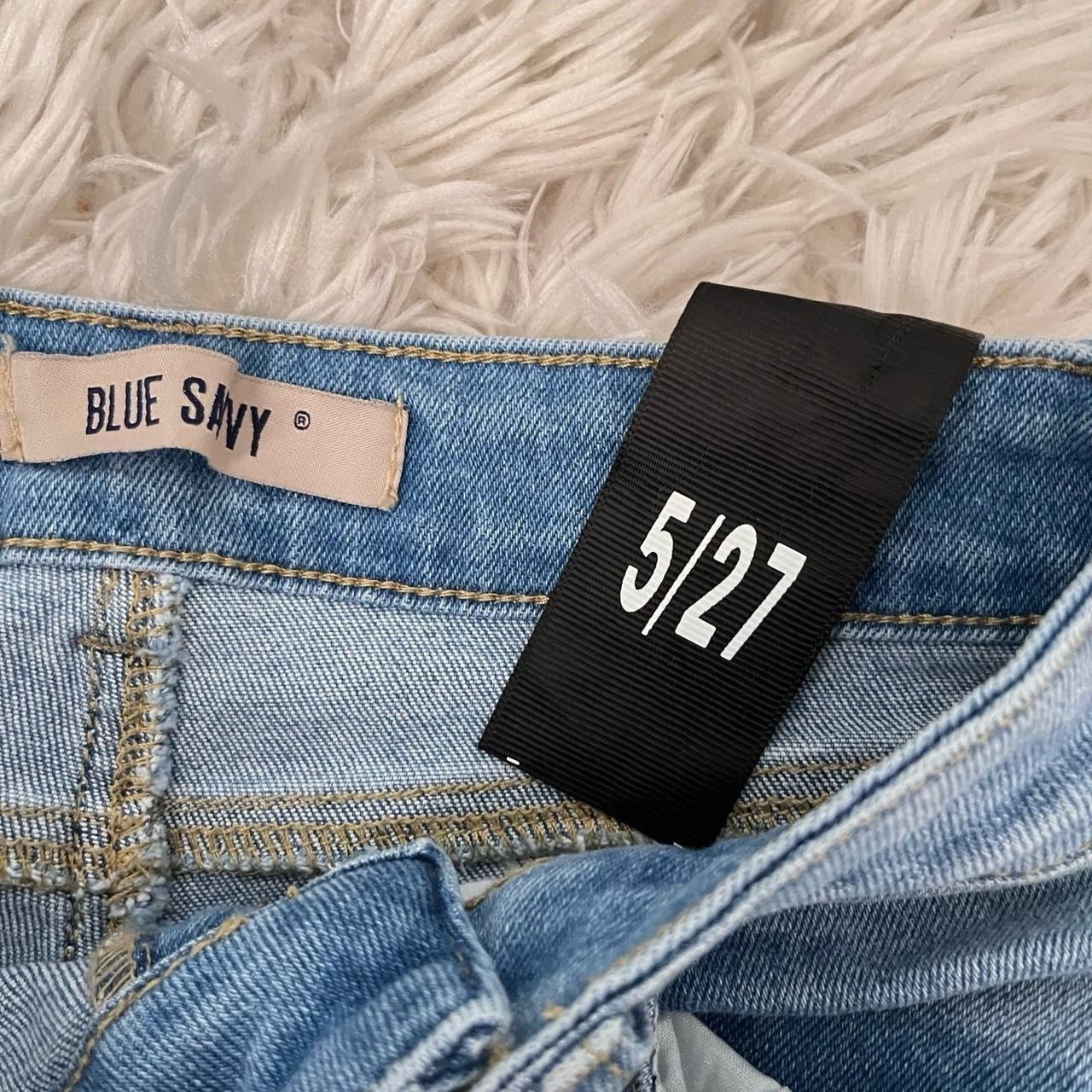 NWT Blue Savvy High Rise Distressed Denim Shorts Women’s Size 5/27 Light Wash