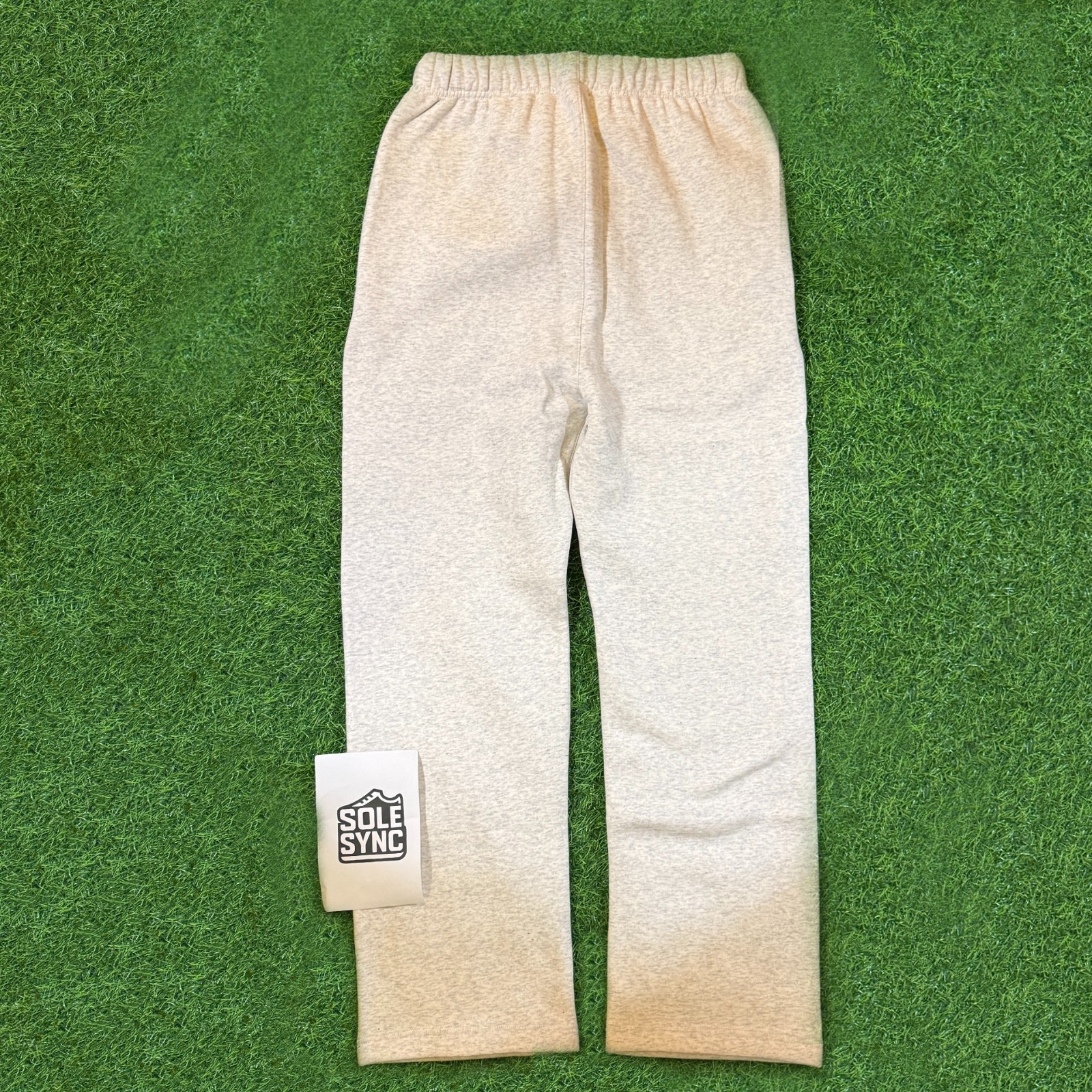 Fear of God Essentials Sweatpants Relaxed SS22 Light Oatmeal – Authentic (XS-XL)