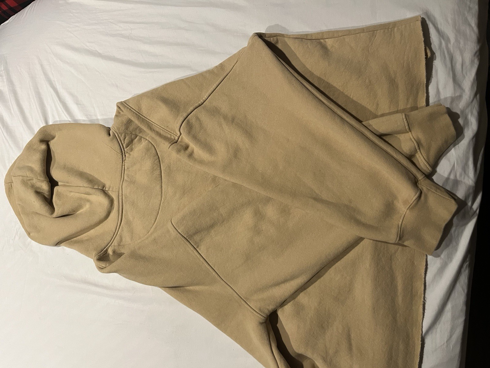 A Good Nice Design Jacket Been Used ￼Only One Time Have Nice Pockets On The Side