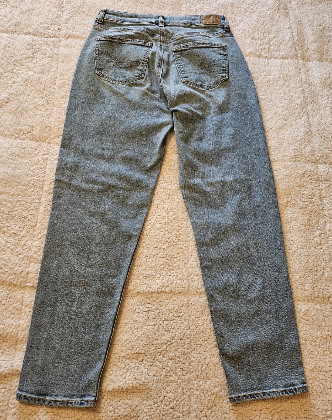 American eagles stretch jeans for women size 2 (NEW)