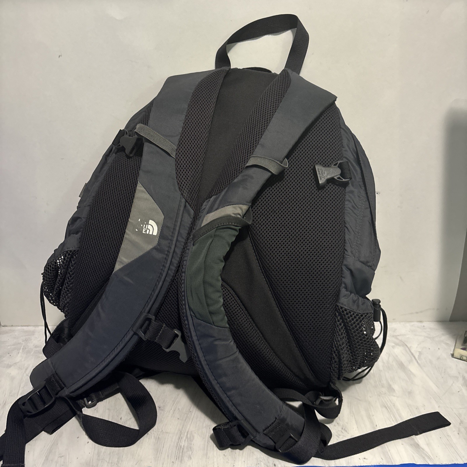 The North Face Backpack Black/Gray Pockets RECON Zip 17”