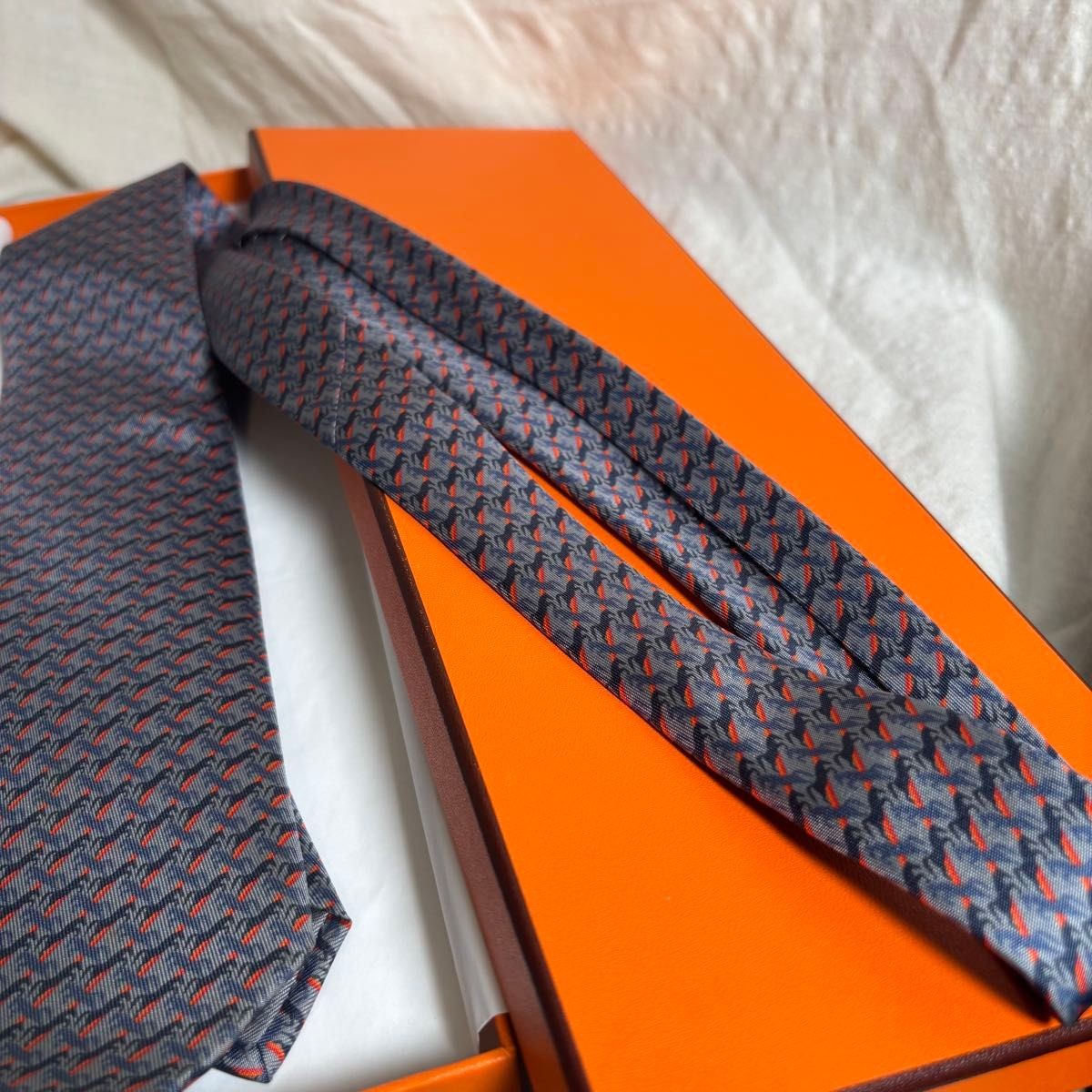 HERMES Tie High Quality Silk Gray Orange Horse Pattern 549084984