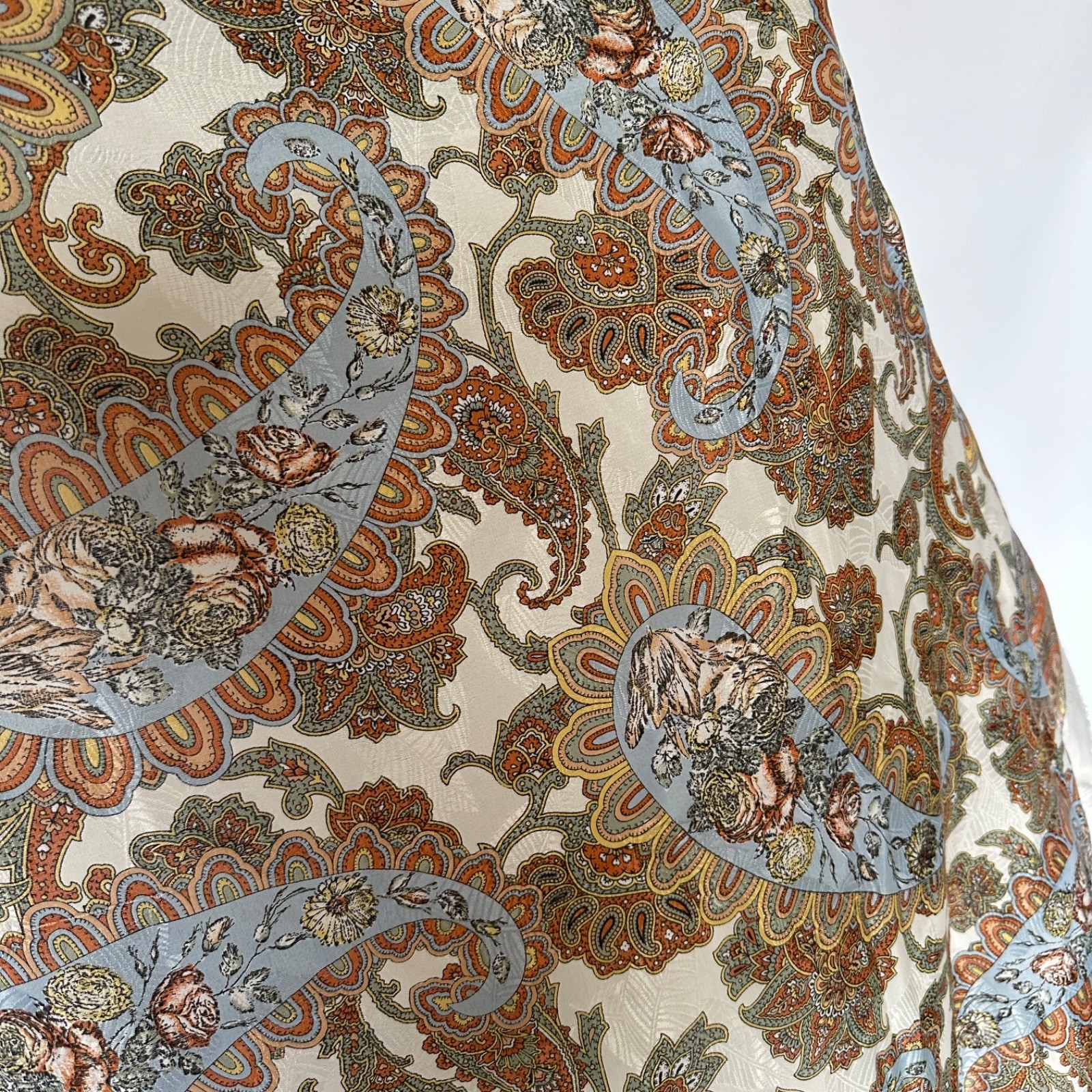 Oversized AXCESS Scarf Silky Soft Paisley Eyelash Hem Made in Italy 47 in